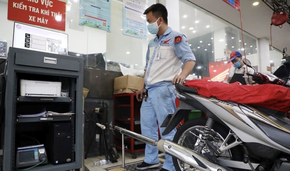 Vì sao xe mô tô, xe gắn máy trên 5 “tuổi” phải kiểm định khí thải định kỳ?- Ảnh 1. Vì sao xe mô tô, xe gắn máy trên 5 “tuổi” phải kiểm định khí thải định kỳ?- Ảnh 1.