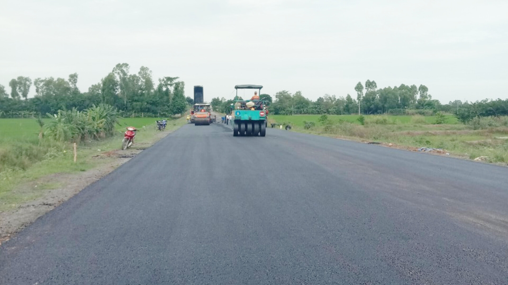 Tuyến tr&aacute;nh th&agrave;nh phố Cao L&atilde;nh: Hai g&oacute;i thầu đang gặp kh&oacute; v&igrave; thiếu c&aacute;t- Ảnh 1.