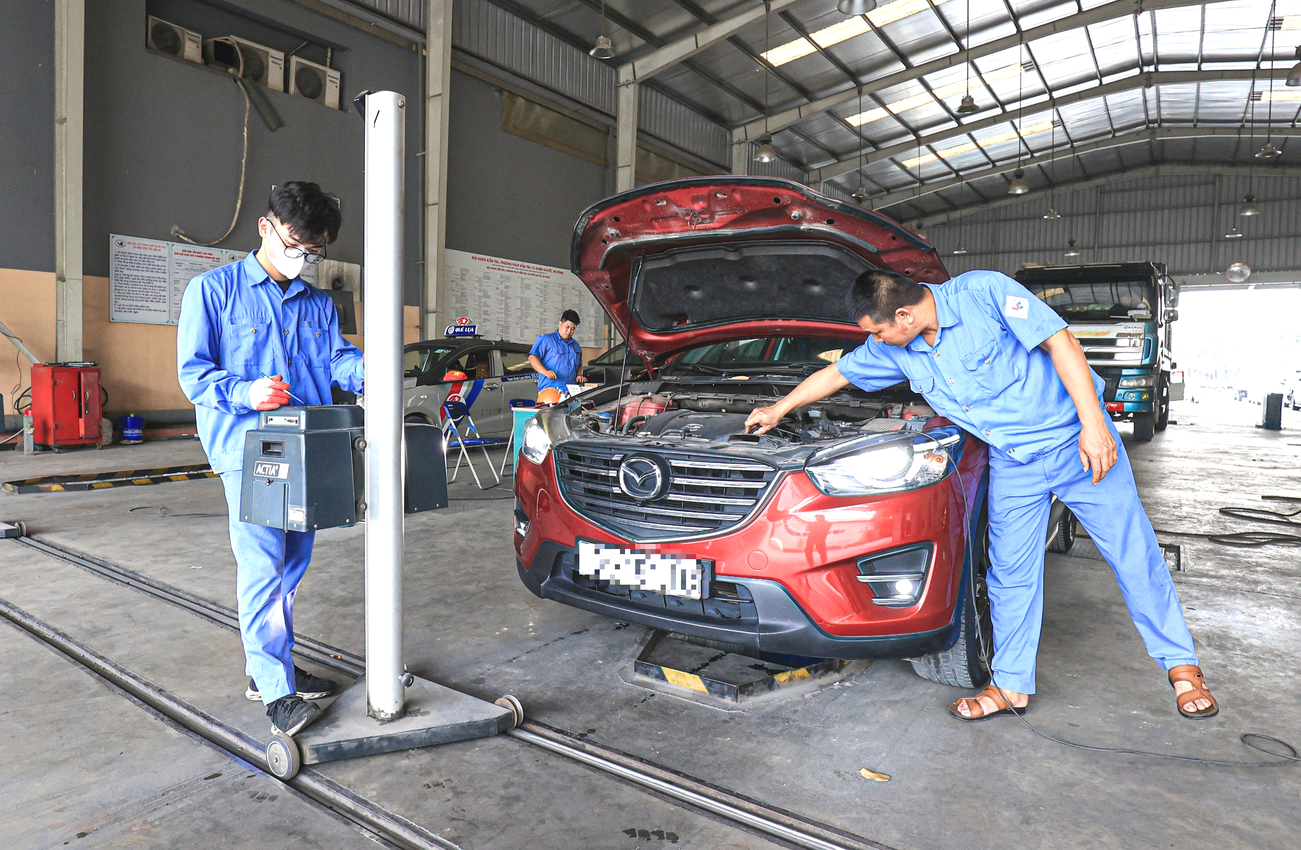 Đăng kiểm vi&ecirc;n bị &aacute;n treo trước ng&agrave;y 1/1/2026 kh&ocirc;ng bị thu hồi chứng chỉ- Ảnh 1.