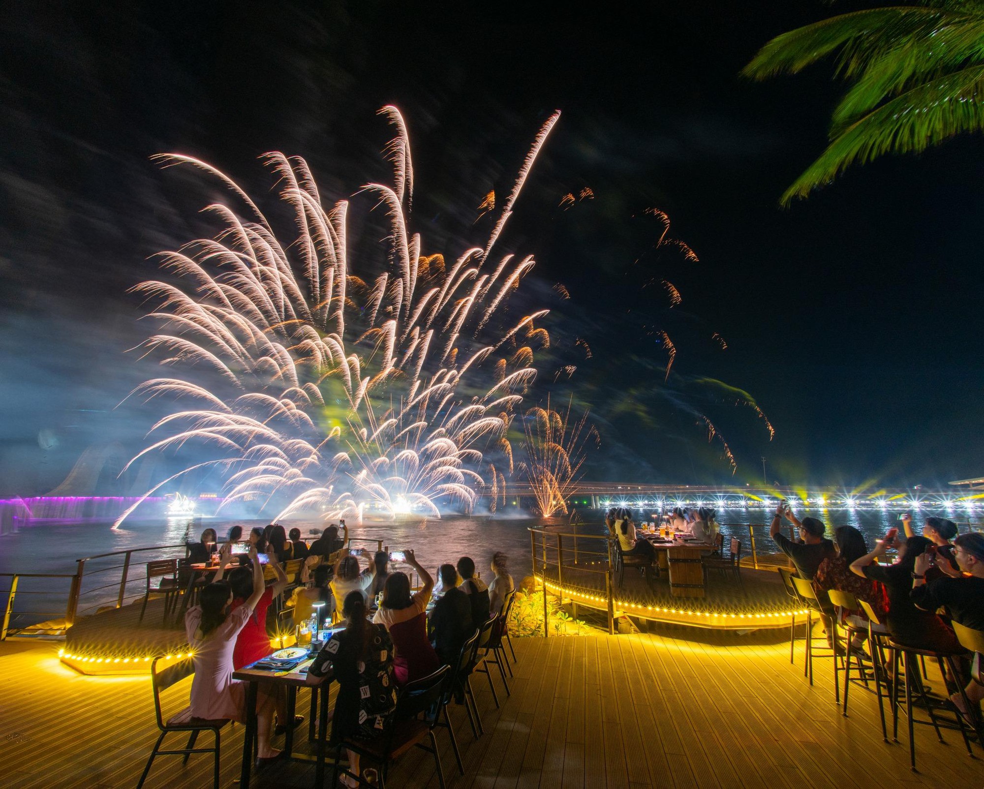 Đi đâu để đón Giáng sinh lung linh như trời Âu?- Ảnh 9. Đi đâu để đón Giáng sinh lung linh như trời Âu?- Ảnh 9.