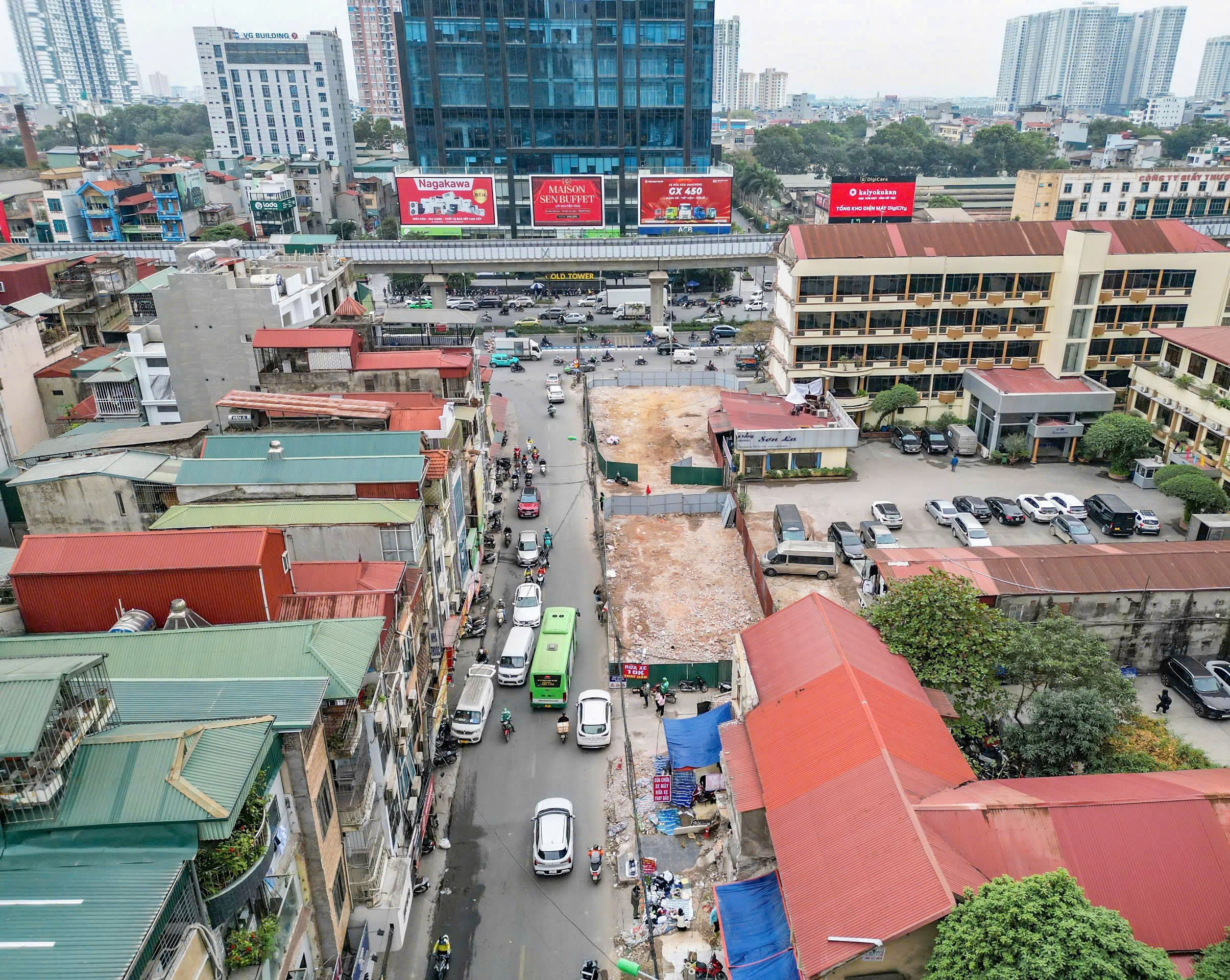 H&agrave; Nội: To&agrave;n cảnh GPMB, mở rộng gấp đ&ocirc;i đường Nguyễn Tu&acirc;n- Ảnh 11.