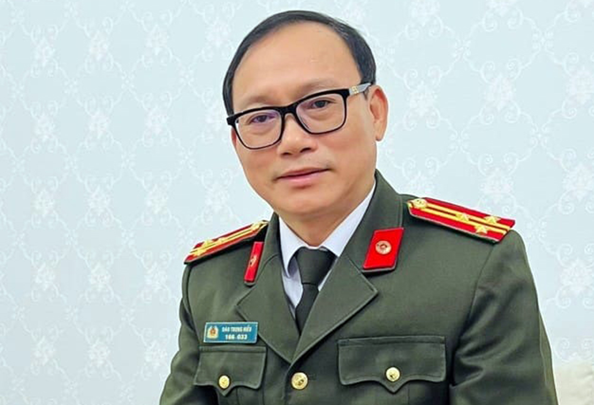 Ra đường động ch&uacute;t ẩu đả, v&igrave; sao?- Ảnh 1.