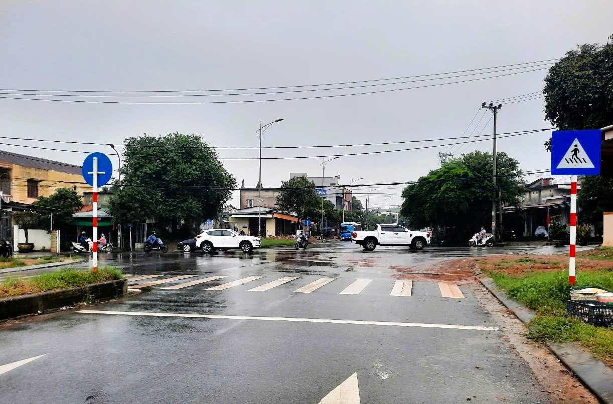 Quảng Trị chi 3,6 tỷ đồng xử l&yacute; 3 điểm đen TNGT tr&ecirc;n đường L&ecirc; Th&aacute;nh T&ocirc;ng- Ảnh 1.