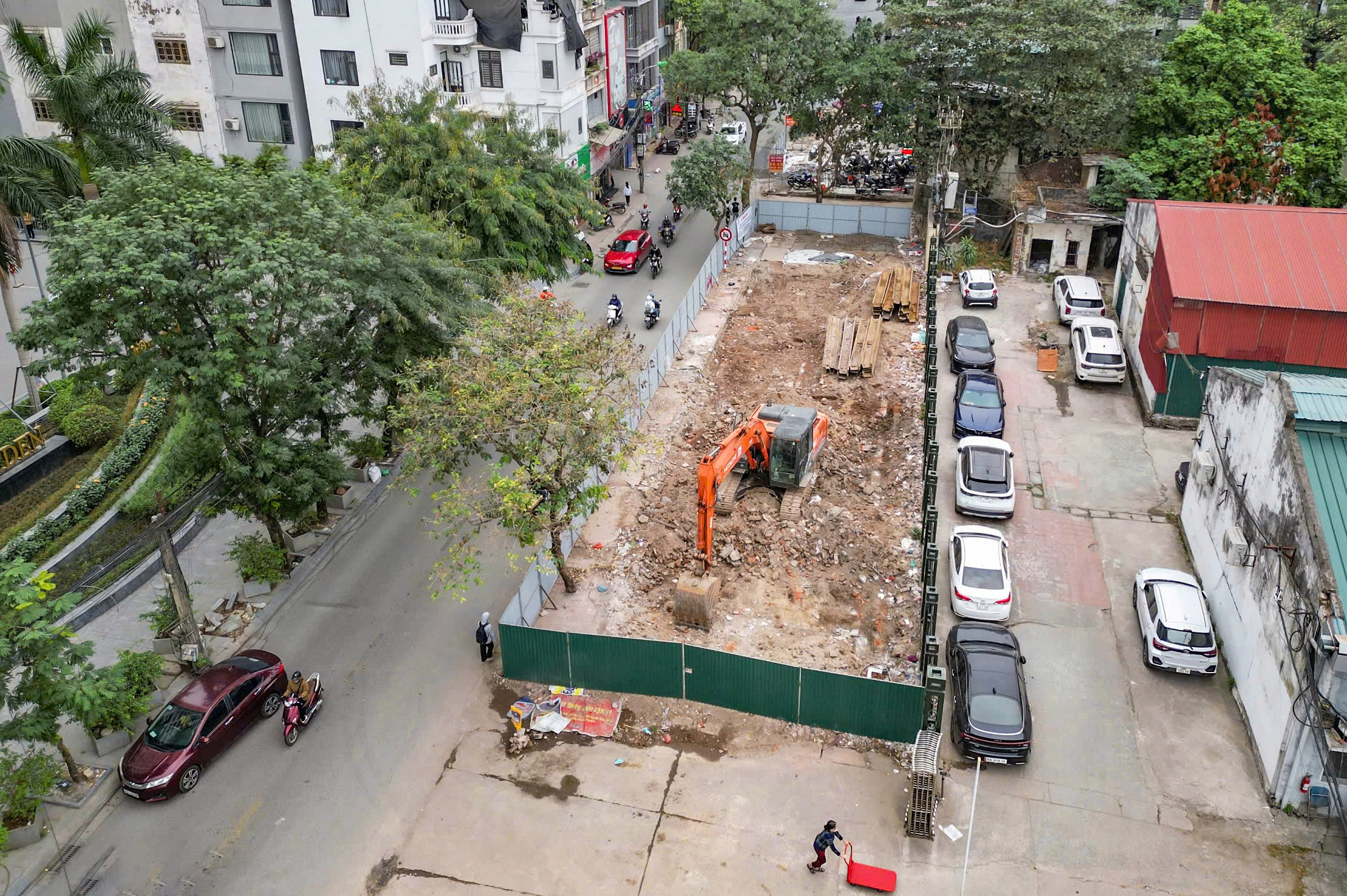 H&agrave; Nội: To&agrave;n cảnh GPMB, mở rộng gấp đ&ocirc;i đường Nguyễn Tu&acirc;n- Ảnh 1.