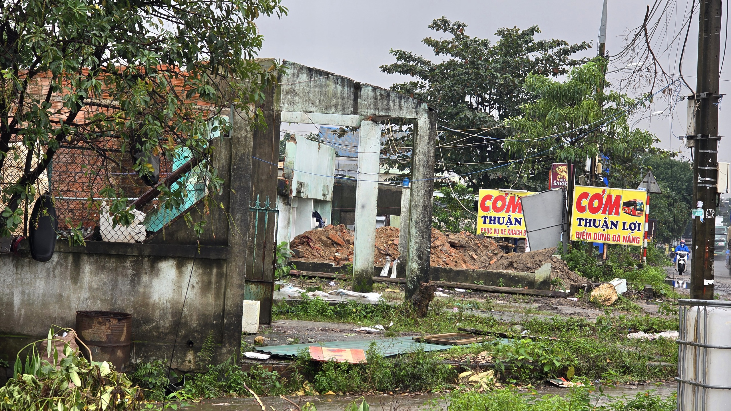 Sau 1 năm khởi c&ocirc;ng, dự &aacute;n n&acirc;ng cấp QL14B Đ&agrave; Nẵng thi c&ocirc;ng ra sao?- Ảnh 5.