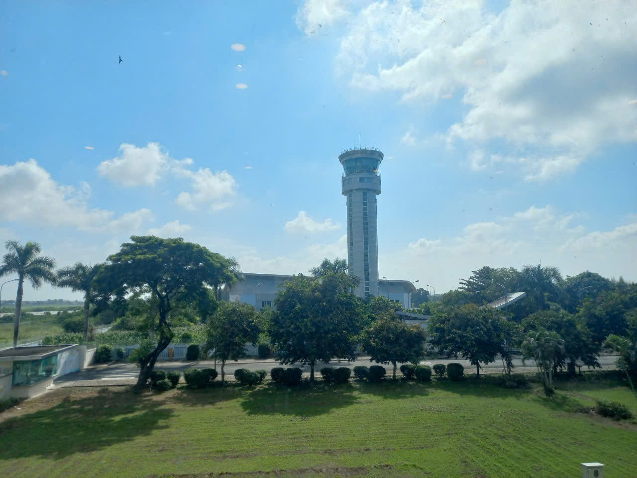 Đ&agrave;i kiểm so&aacute;t kh&ocirc;ng lưu s&acirc;n bay Cần Thơ sắp c&oacute; hệ thống băng phi diễn hiện đại- Ảnh 1.