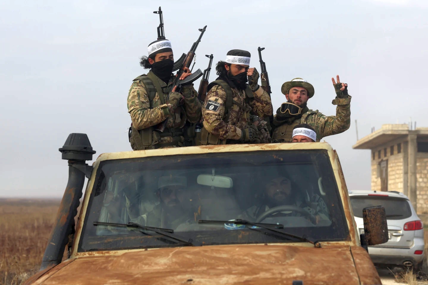 V&igrave; sao phe đối lập lựa chọn thời điểm n&agrave;y tập k&iacute;ch bất ngờ qu&acirc;n Ch&iacute;nh phủ Syria?- Ảnh 1.