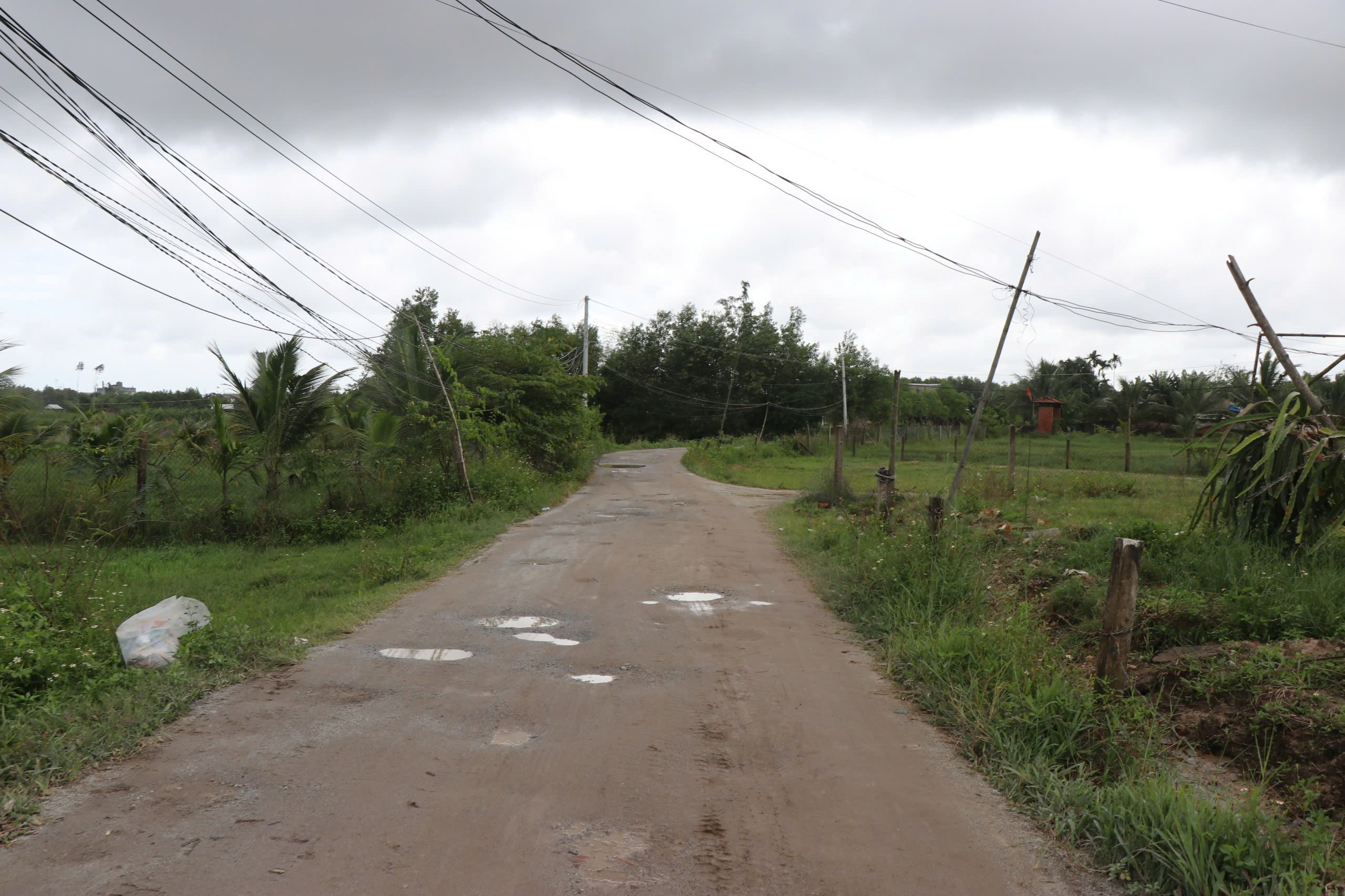 Quảng Ng&atilde;i: Bỏ quy hoạch treo cả thập kỷ, người d&acirc;n thở ph&agrave;o- Ảnh 2.