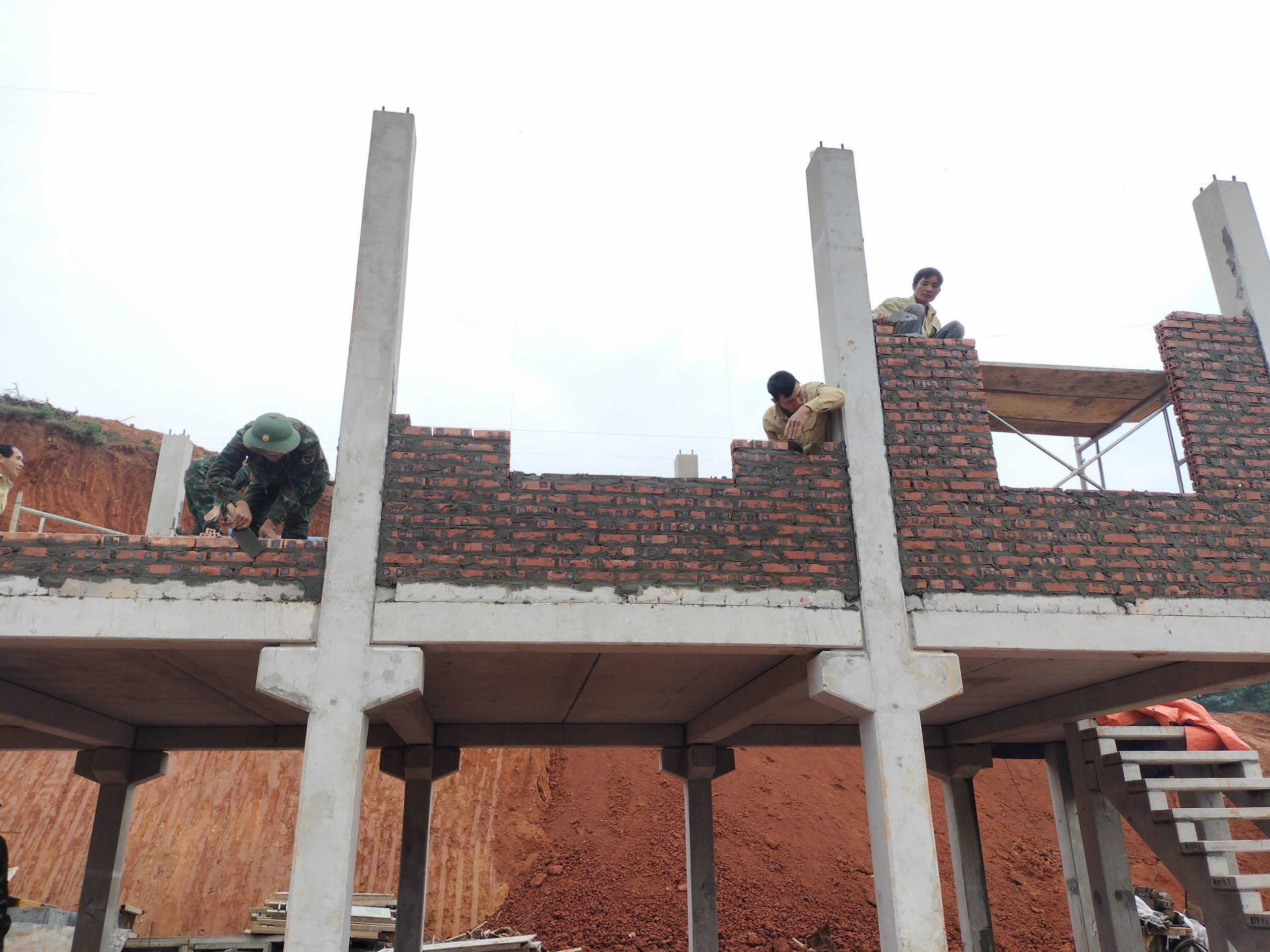 Y&ecirc;n B&aacute;i: Khẩn trương ho&agrave;n thiện khu t&aacute;i định cư th&ocirc;n &Aacute;t Thượng trước tết Nguy&ecirc;n đ&aacute;n- Ảnh 3.