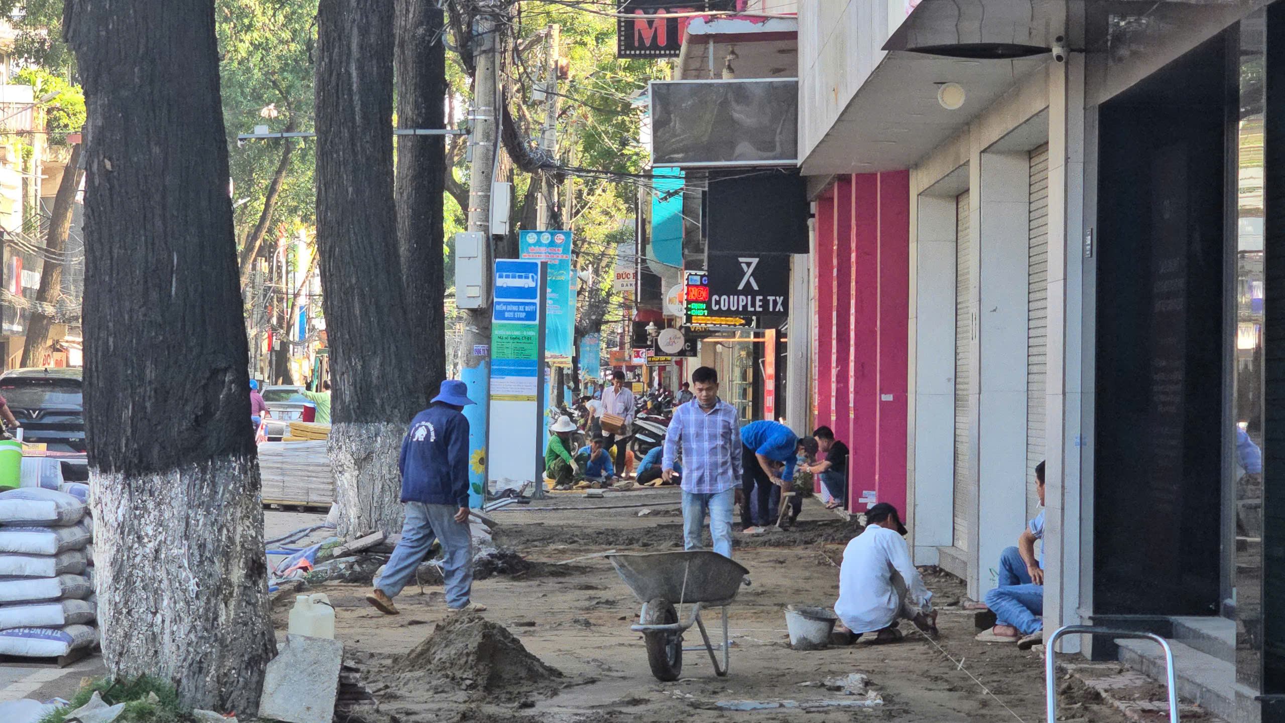 Cần Thơ cải tạo vỉa h&egrave;, sửa cầu đường đ&oacute;n năm mới 2025- Ảnh 2.