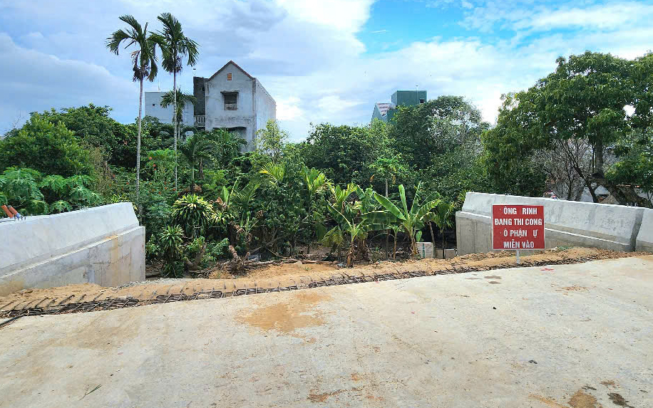 Vẫn vướng mặt bằng, dự &aacute;n đường 1.200 tỷ ở Quảng Ng&atilde;i bao giờ c&aacute;n đ&iacute;ch?- Ảnh 2.