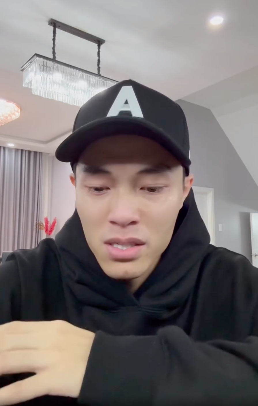 Phan Đạt bật kh&oacute;c, phủ nhận bạo h&agrave;nh diễn vi&ecirc;n Phương Lan- Ảnh 1.