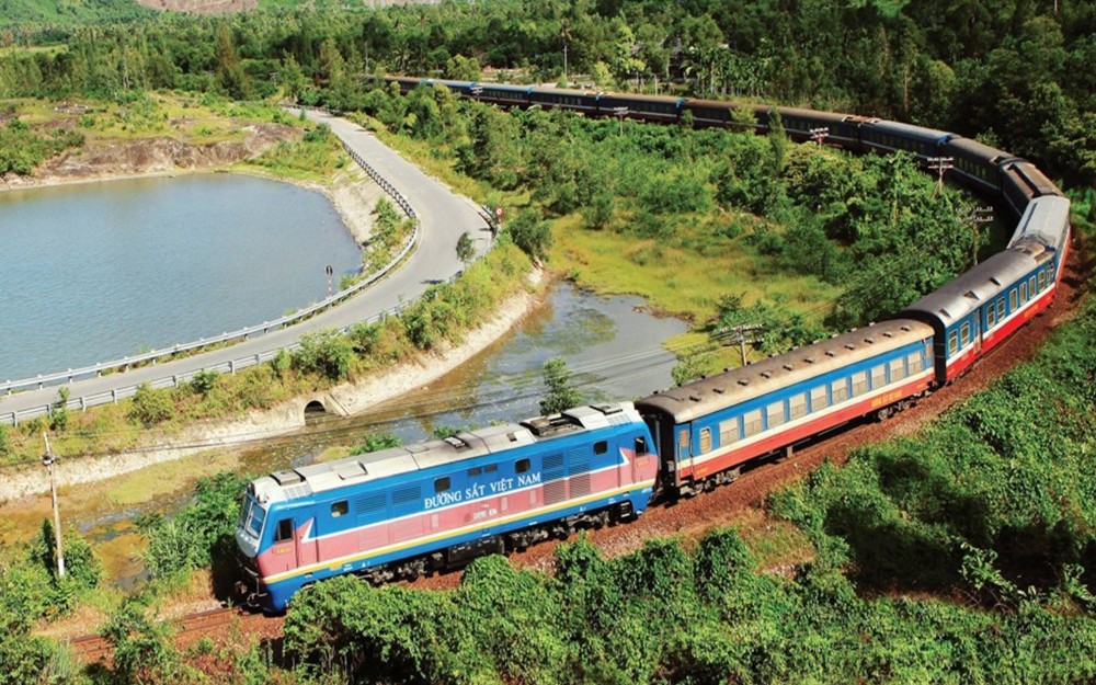 Nhu cầu đi lại tăng cao, đường sắt chạy th&ecirc;m nhiều t&agrave;u dịp tết Nguy&ecirc;n đ&aacute;n