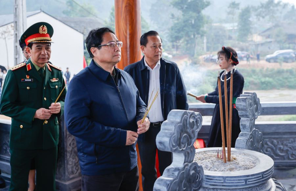 Thủ tướng: "Sự sống nảy sinh từ c&aacute;i chết" ở L&agrave;ng Nủ, Nậm T&ocirc;ng, Kho V&agrave;ng- Ảnh 4.