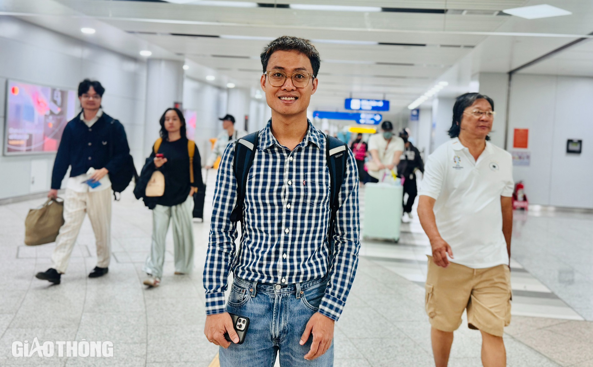 TP.HCM: Nhiều người bỏ xe cá nhân để đi metro- Ảnh 2. TP.HCM: Nhiều người bỏ xe cá nhân để đi metro- Ảnh 2.