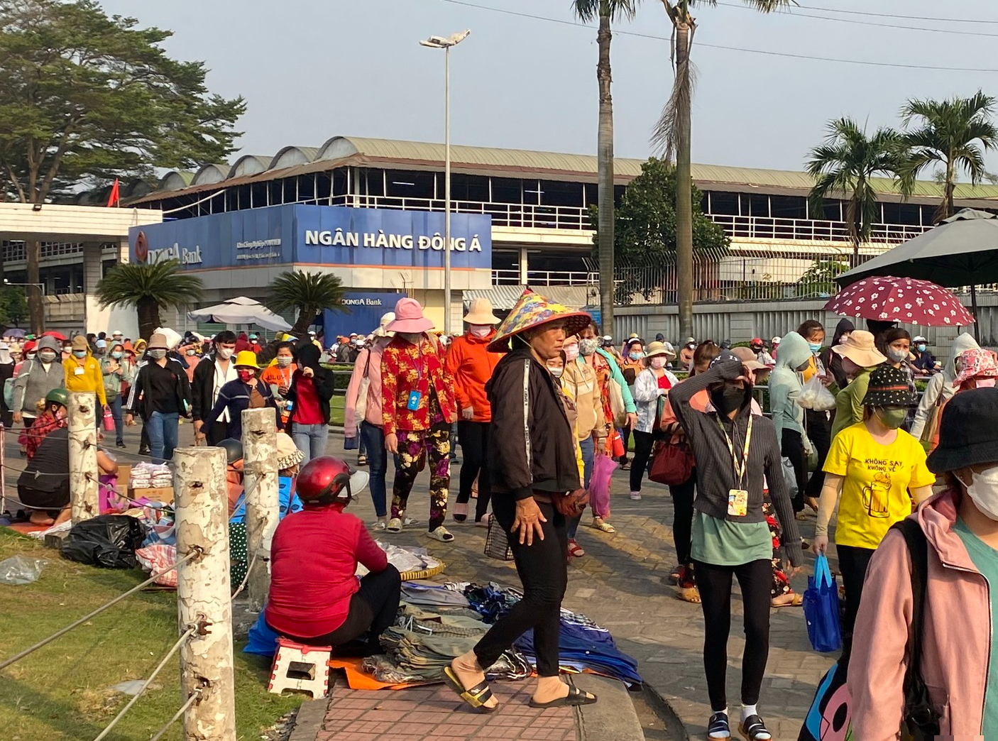 TP.HCM: Thưởng tết Nguy&ecirc;n đ&aacute;n 2025 cao nhất 1,9 tỷ đồng- Ảnh 2.