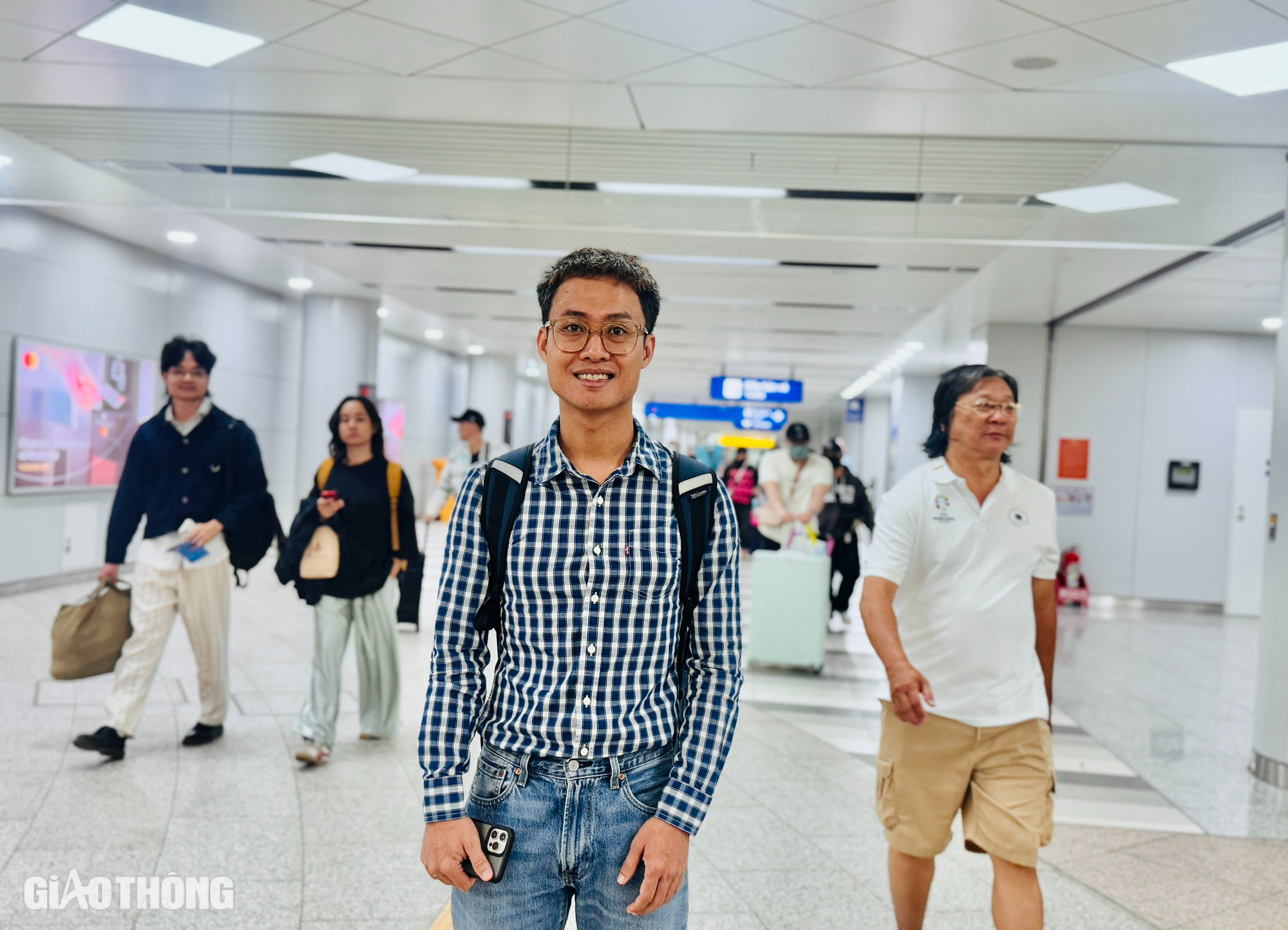 Ngày đi làm, đi học đầu tiên bằng metro, người dân TP.HCM chia sẻ gì?- Ảnh 5. Ngày đi làm, đi học đầu tiên bằng metro, người dân TP.HCM chia sẻ gì?- Ảnh 5.