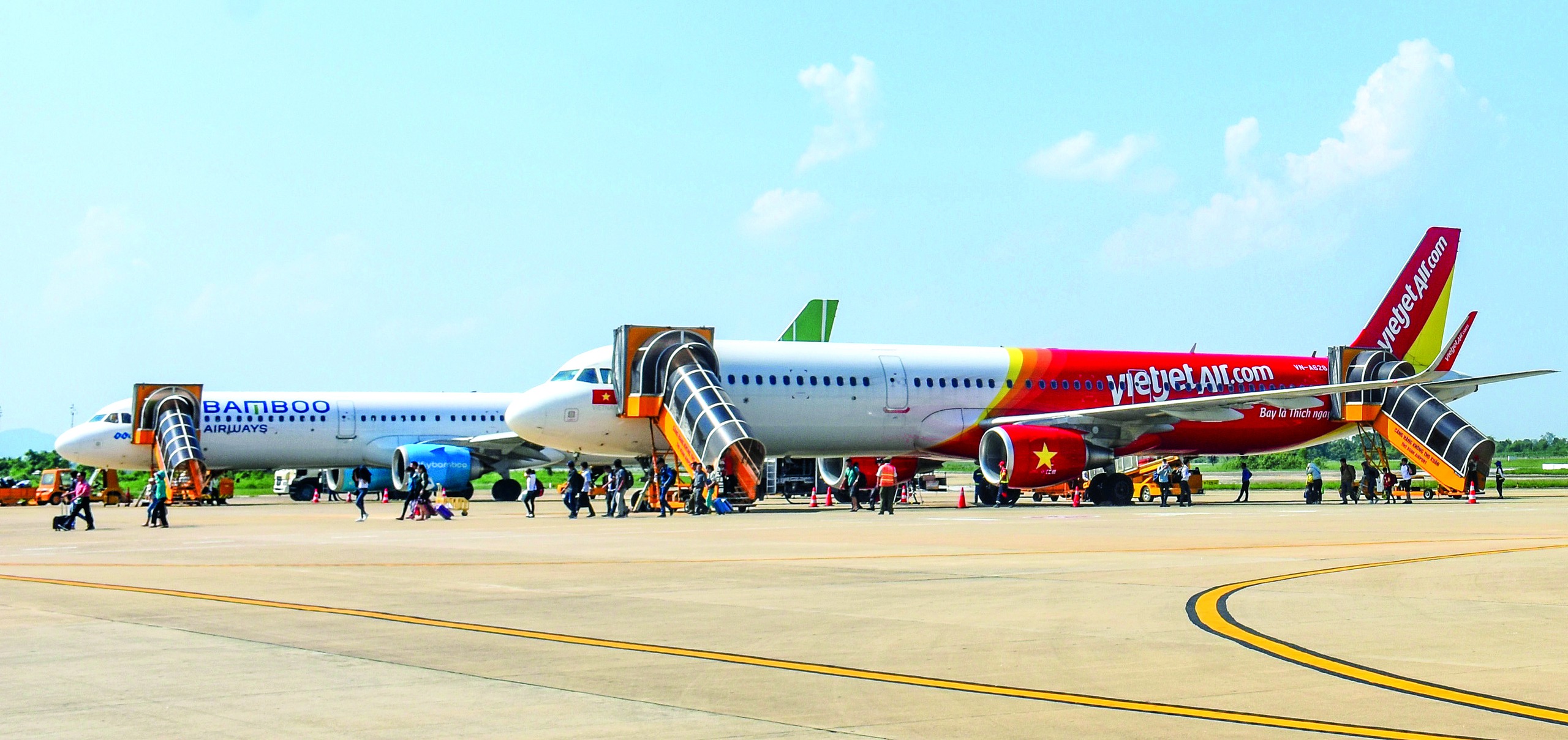 Ngành vận tải 80 năm đồng hành cùng đất nước- Ảnh 7. Ngành vận tải 80 năm đồng hành cùng đất nước- Ảnh 7.