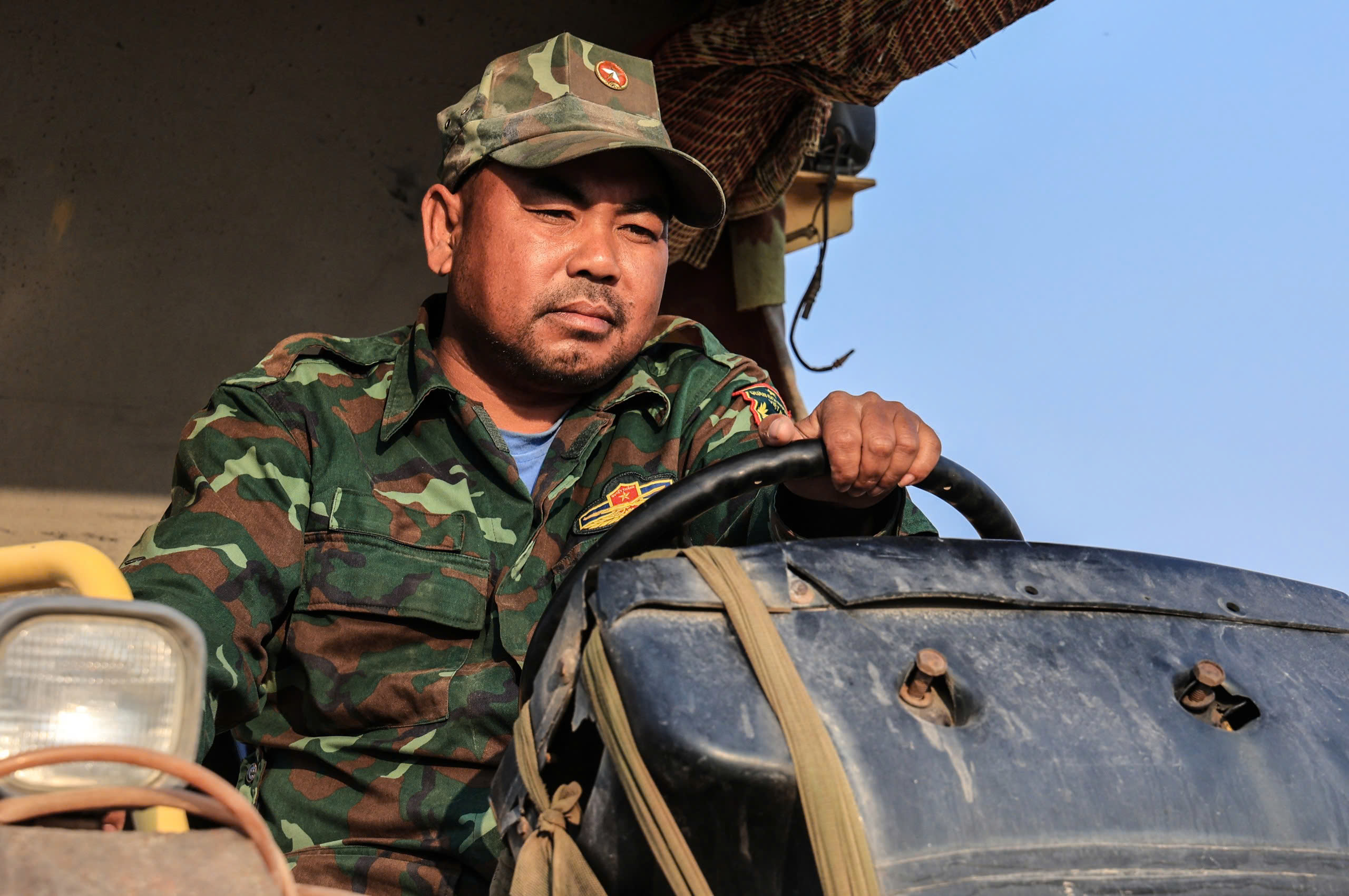 Toàn cảnh Vành đai 4 Vùng Thủ đô đoạn qua Mê Linh sau hơn một năm thi công- Ảnh 5. Toàn cảnh Vành đai 4 Vùng Thủ đô đoạn qua Mê Linh sau hơn một năm thi công- Ảnh 5.