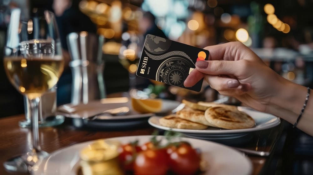 SHB Mastercard World được vinh danh &ldquo;Sản phẩm với phong c&aacute;ch sống nổi bật"- Ảnh 2.