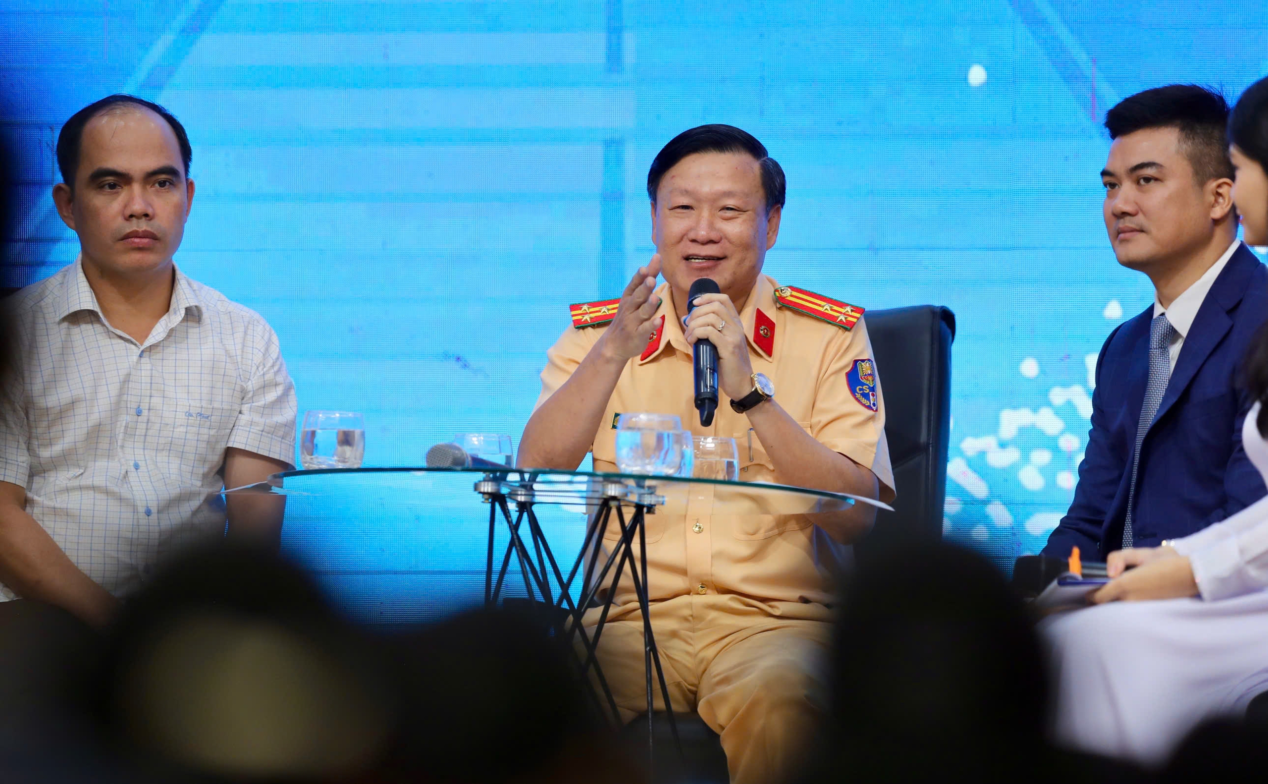 Bạo lực sau va chạm giao th&ocirc;ng: V&igrave; sao kh&oacute; n&oacute;i lời xin lỗi?- Ảnh 6.