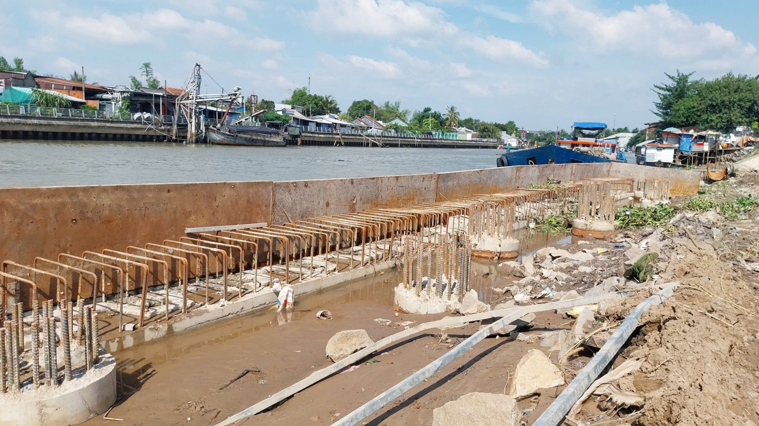 Trễ hẹn khắc phục đoạn sạt lở tr&ecirc;n quốc lộ 80- Ảnh 3.