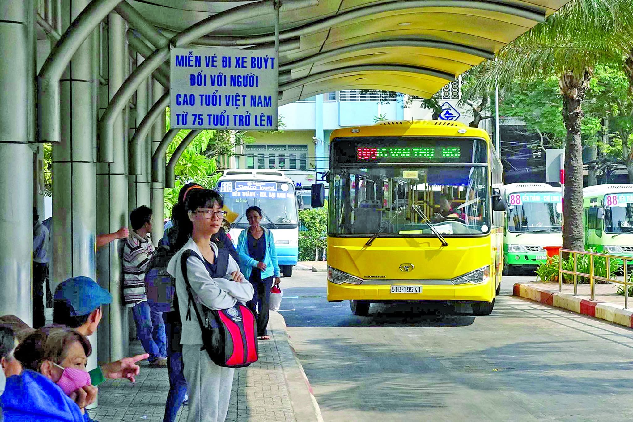 Vận tải khách công cộng cần sự đột phá- Ảnh 4. Vận tải khách công cộng cần sự đột phá- Ảnh 4.