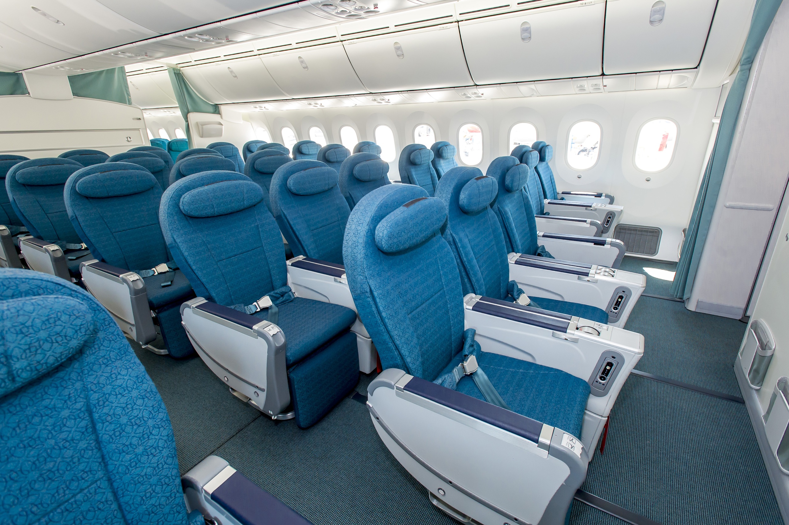 Hạng ghế phổ th&ocirc;ng đặc biệt của Vietnam Airlines c&oacute; g&igrave;?- Ảnh 2.