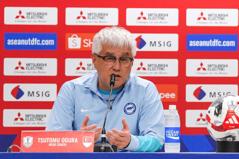 HLV Singapore than phiền v&igrave; tiếp Việt Nam tr&ecirc;n s&acirc;n nh&agrave; nhưng lại kh&ocirc;ng c&oacute; lợi thế- Ảnh 1.