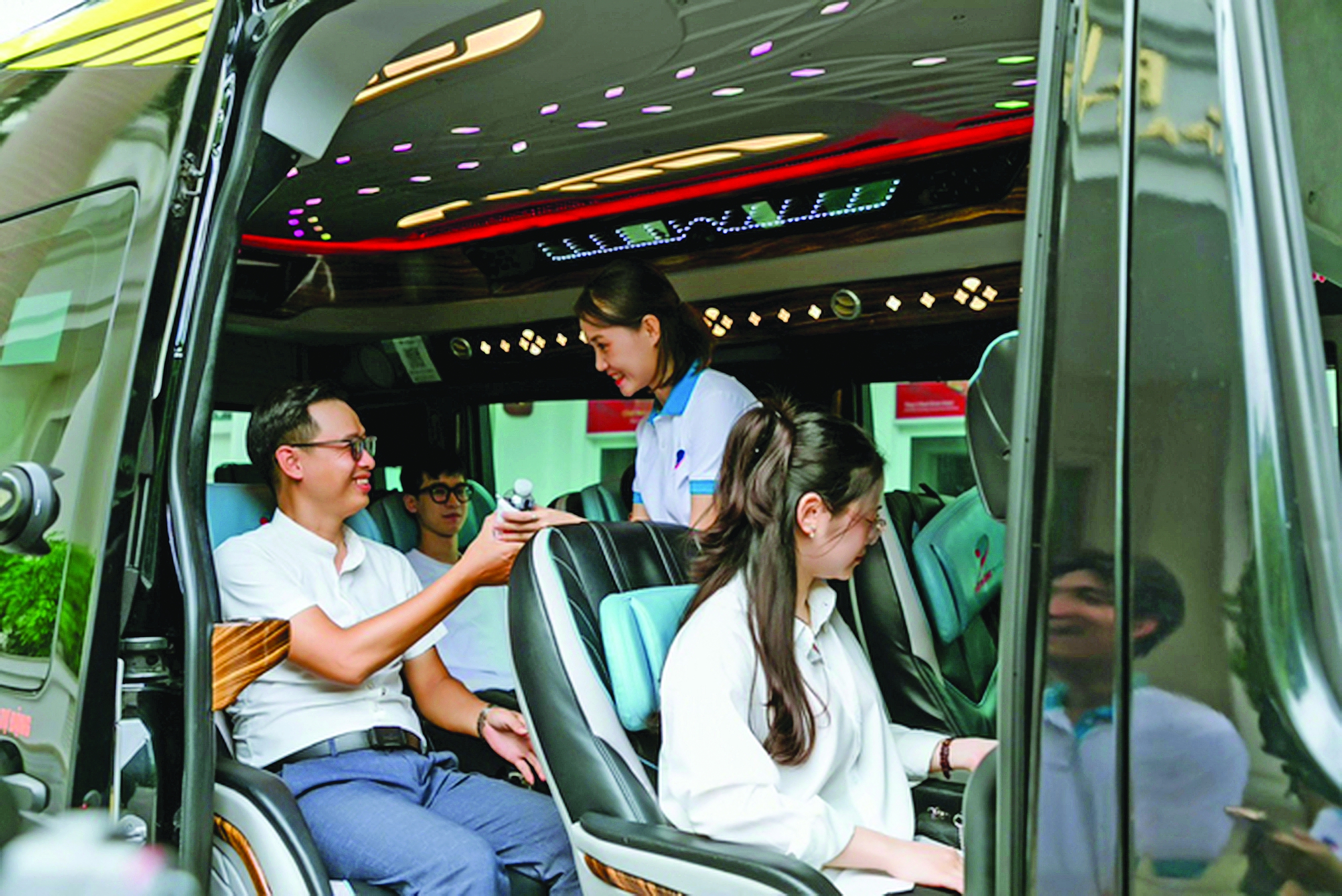 Đất Cảng &ldquo;nghĩ kh&aacute;c, l&agrave;m kh&aacute;c&rdquo; để bứt ph&aacute;- Ảnh 1.