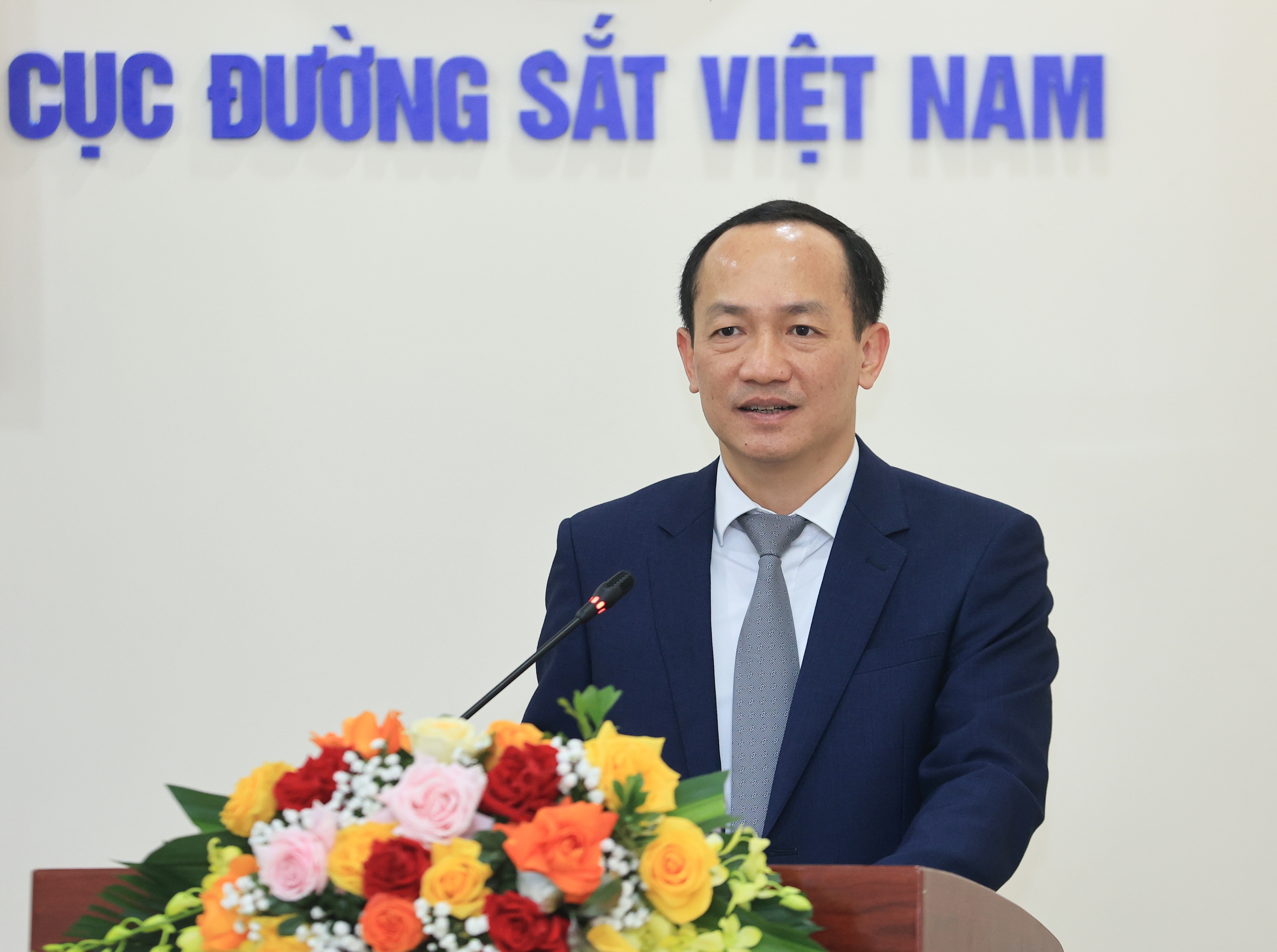 Bộ trưởng GTVT: Ch&uacute; trọng đ&agrave;o tạo nh&acirc;n lực, sẵn s&agrave;ng vận h&agrave;nh đường sắt tốc độ cao- Ảnh 2.