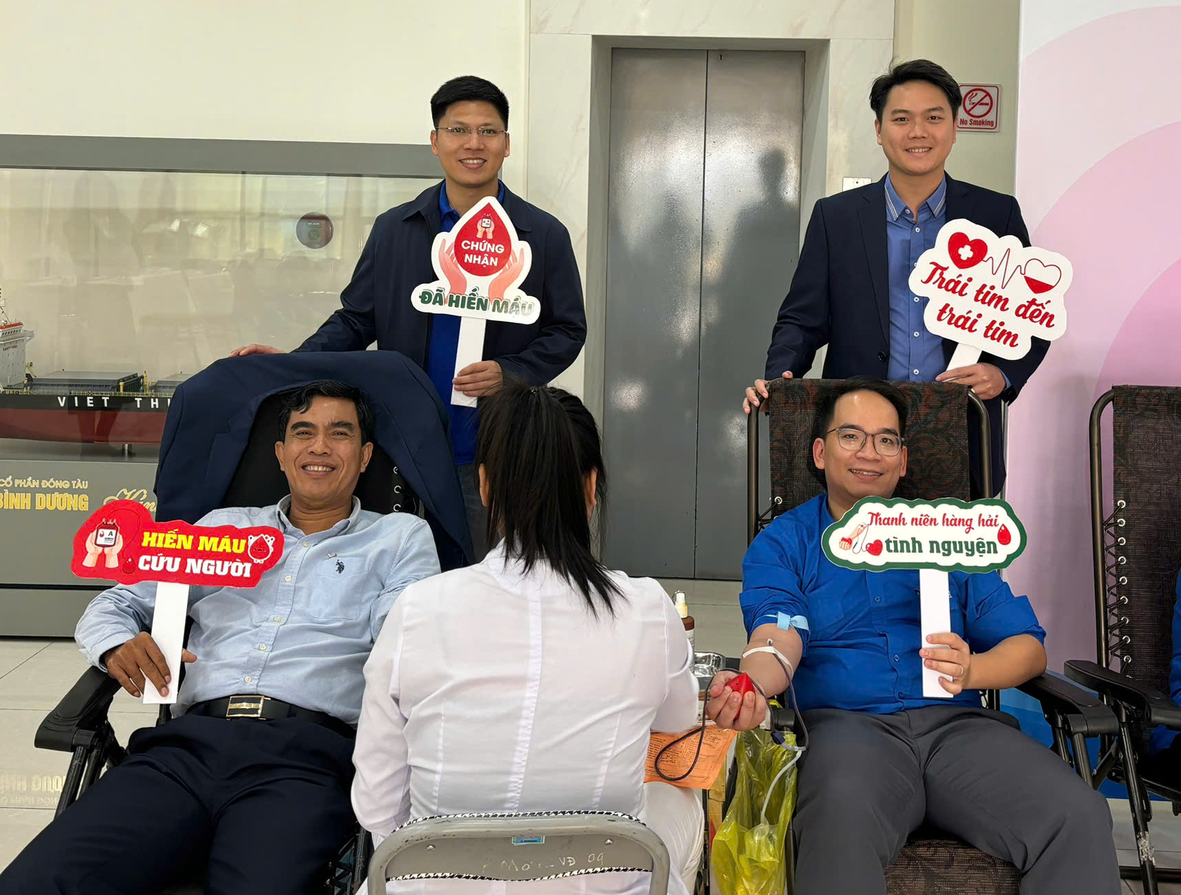 Tuổi trẻ h&agrave;ng hải lan tỏa tinh thần nh&acirc;n văn hiến m&aacute;u cứu người- Ảnh 2.