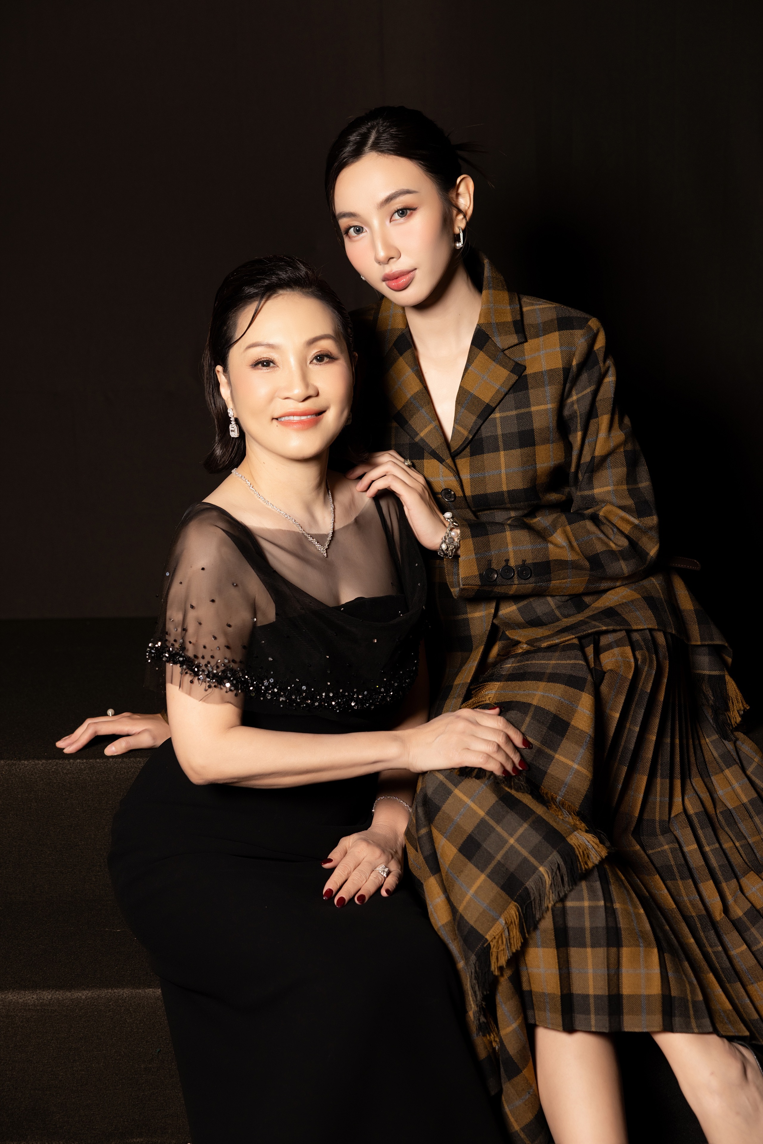 Đạo diễn Bảo Nh&acirc;n - Nam Cito hợp t&aacute;c với Th&ugrave;y Ti&ecirc;n, Hồng Đ&agrave;o trong phim điện ảnh Chốt đơn- Ảnh 3.