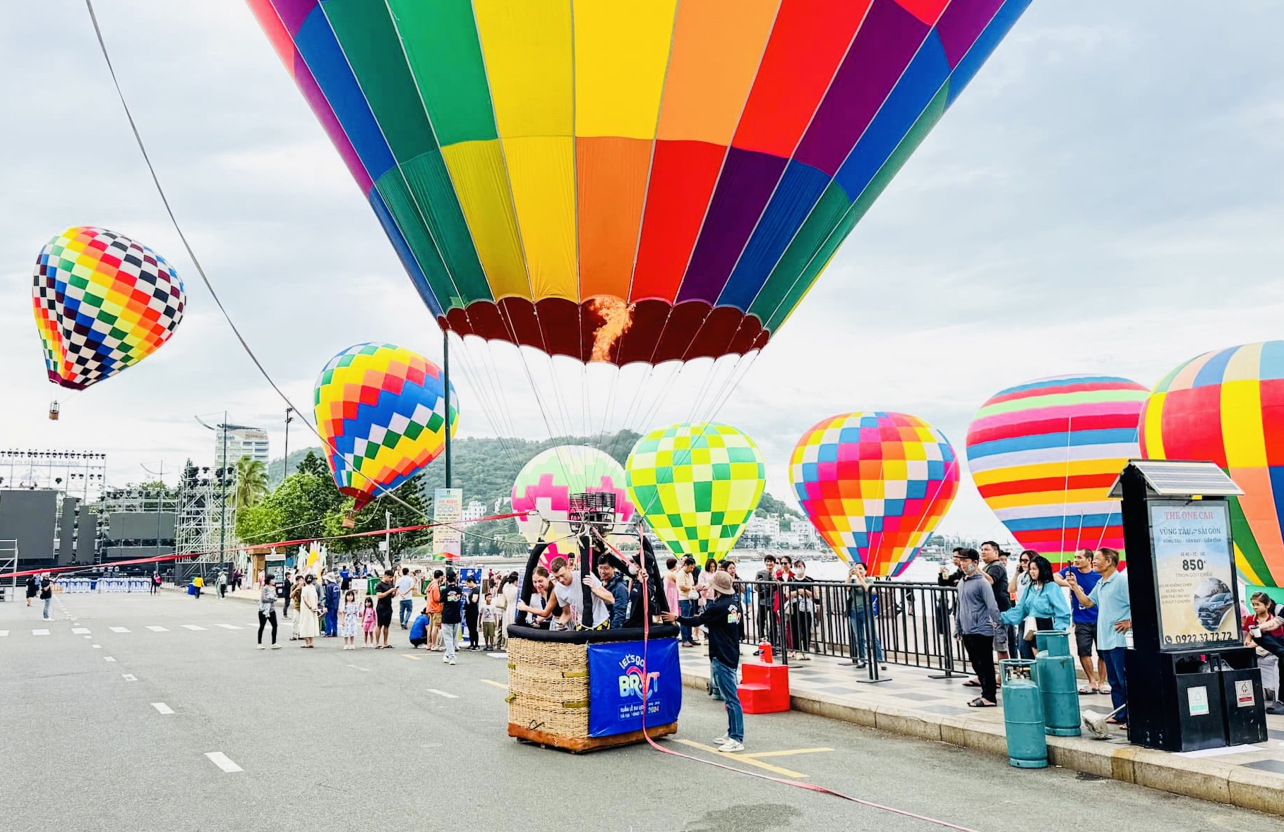 Du khách trải nghiệm loạt hoạt động miễn phí tại tuần lễ du lịch Bà Rịa - Vũng Tàu- Ảnh 2. Du khách trải nghiệm loạt hoạt động miễn phí tại tuần lễ du lịch Bà Rịa - Vũng Tàu- Ảnh 2.