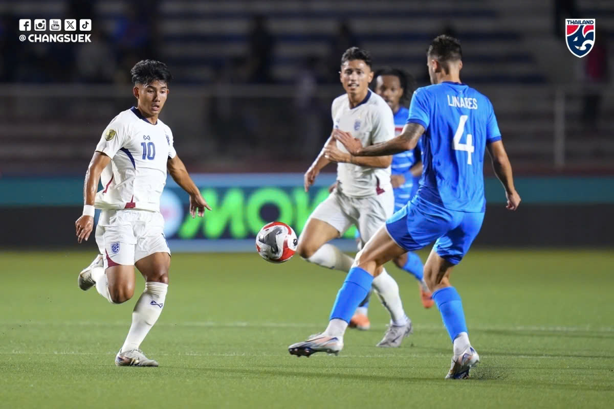 AFF Cup 2024: Thủng lưới ph&uacute;t 90+5, Th&aacute;i Lan thua sốc tr&ecirc;n s&acirc;n Philippines- Ảnh 1.