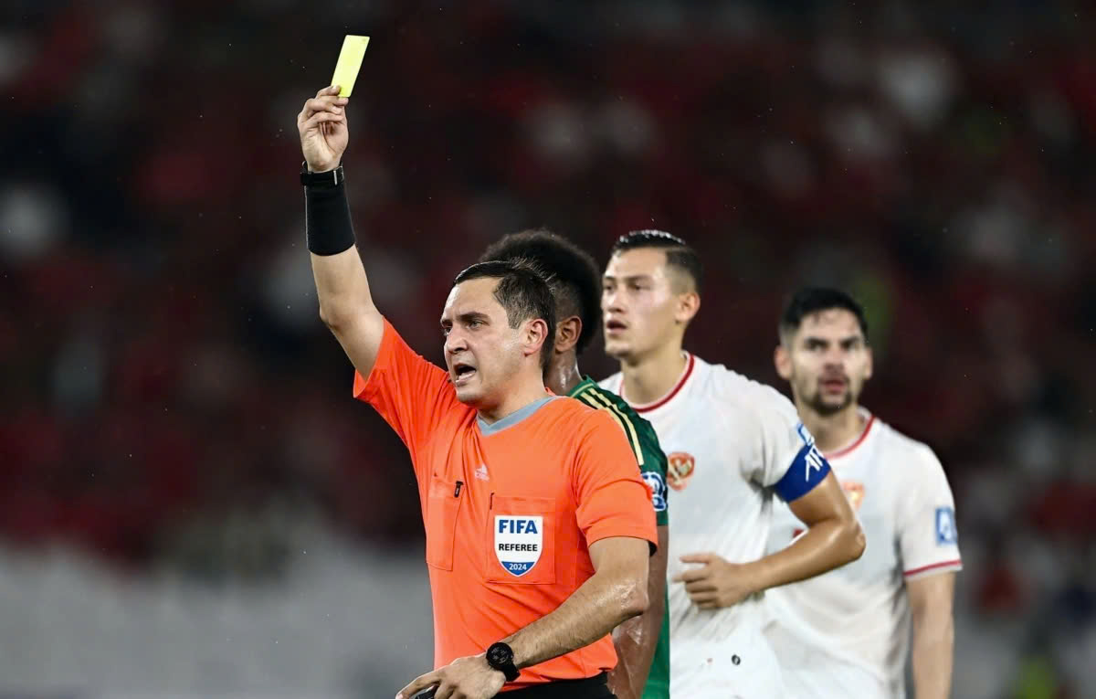 &ldquo;Thần may mắn&rdquo; của b&oacute;ng đ&aacute; Việt Nam bắt trận t&aacute;i đấu Singapore ở AFF Cup- Ảnh 1.