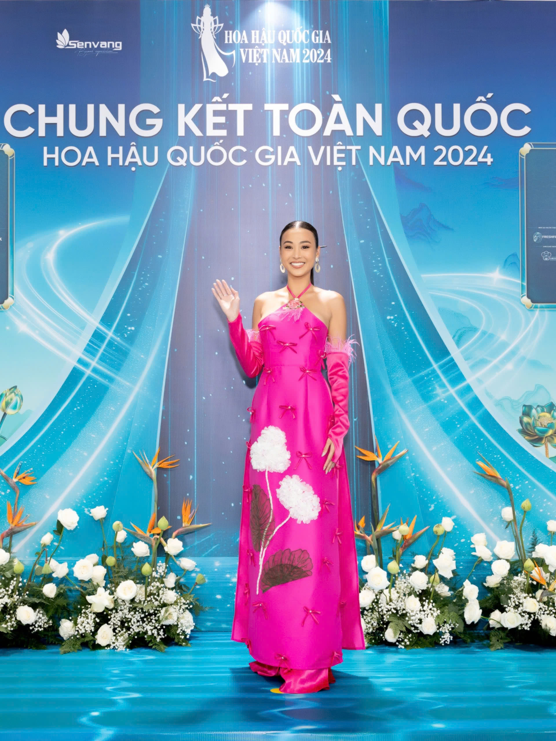 Rực rỡ dàn hoa, á hậu quốc tế tại thảm đỏ Chung kết Hoa hậu Quốc gia Việt Nam 2024- Ảnh 16. Rực rỡ dàn hoa, á hậu quốc tế tại thảm đỏ Chung kết Hoa hậu Quốc gia Việt Nam 2024- Ảnh 16.