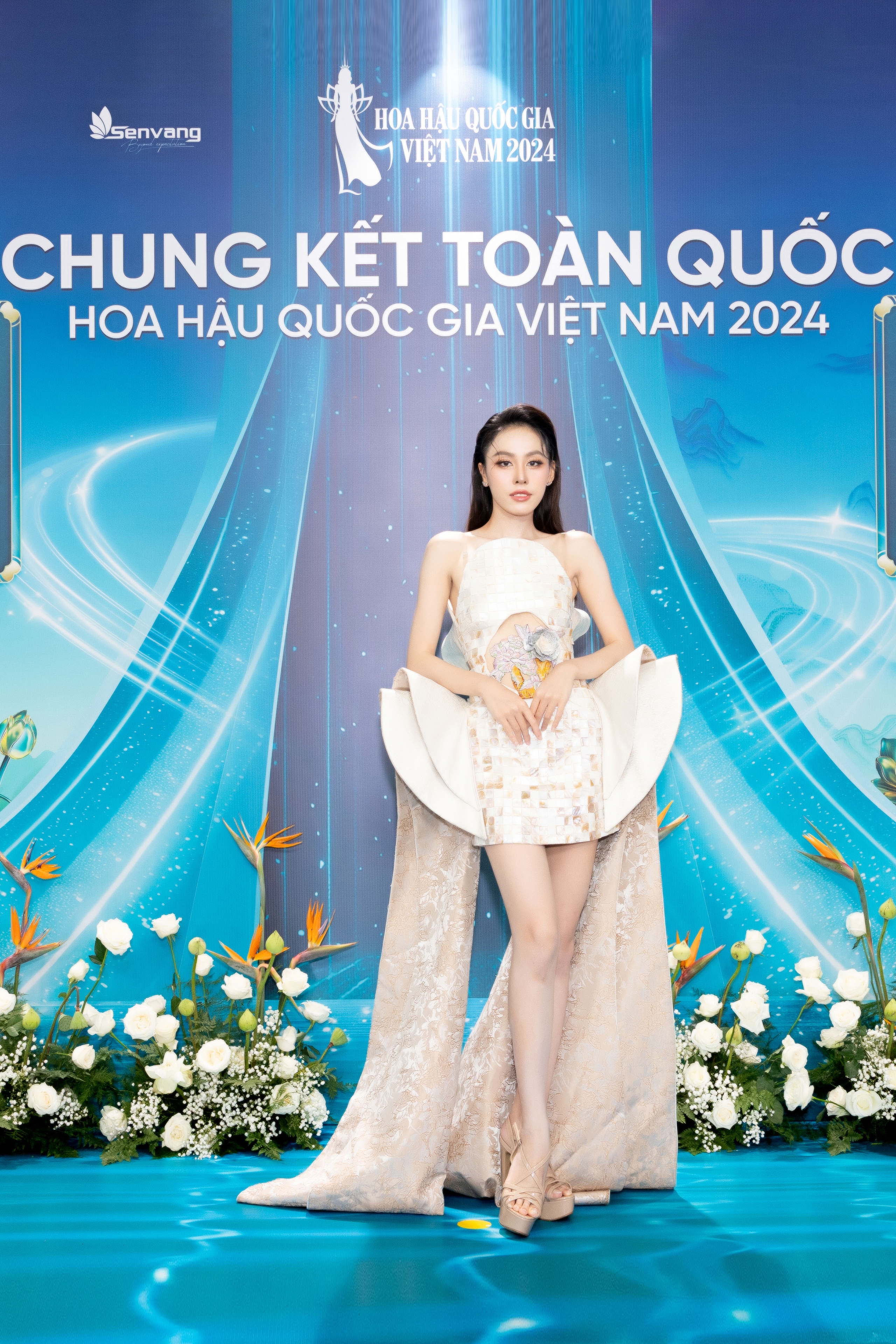 Rực rỡ dàn hoa, á hậu quốc tế tại thảm đỏ Chung kết Hoa hậu Quốc gia Việt Nam 2024- Ảnh 12. Rực rỡ dàn hoa, á hậu quốc tế tại thảm đỏ Chung kết Hoa hậu Quốc gia Việt Nam 2024- Ảnh 12.