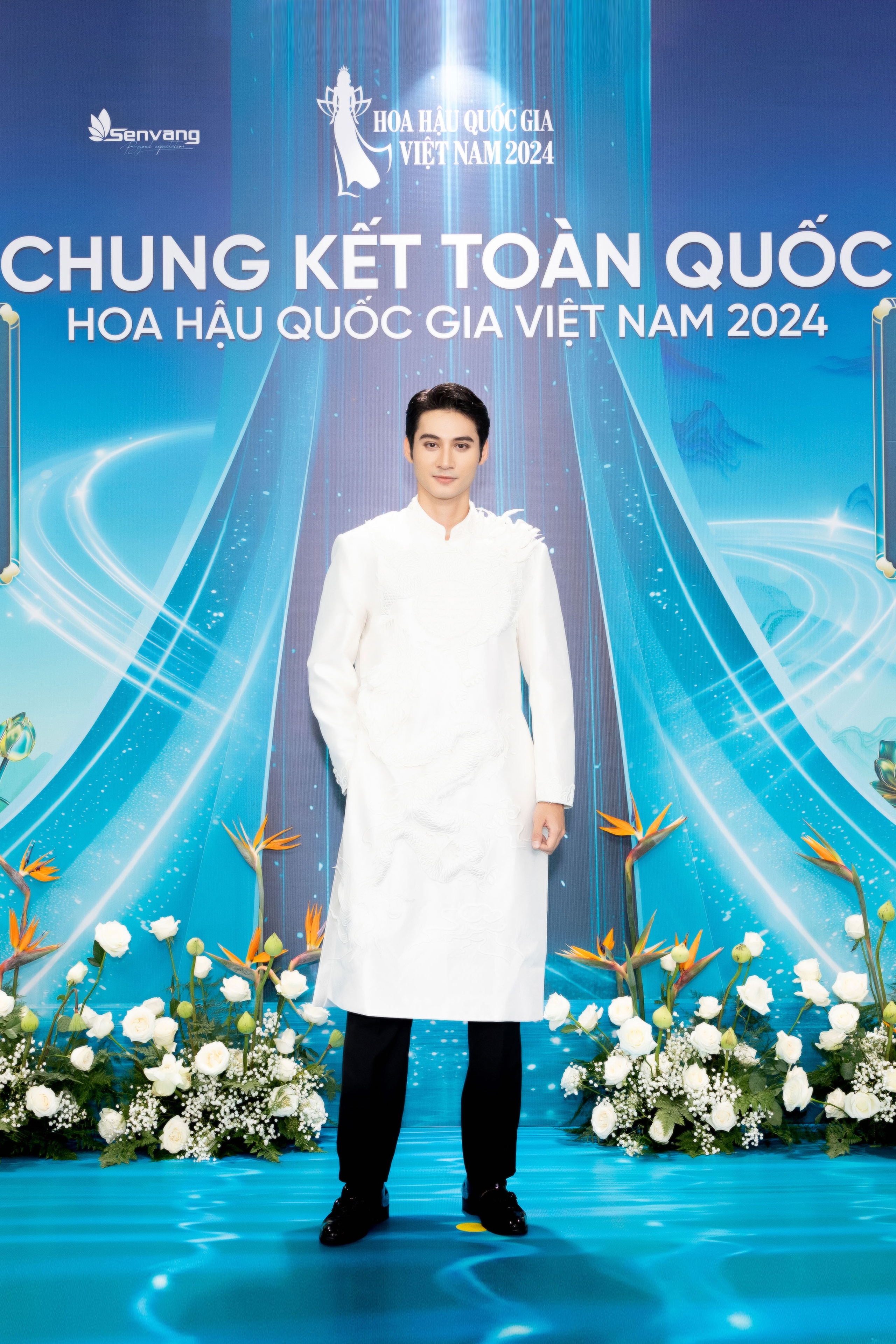 Rực rỡ dàn hoa, á hậu quốc tế tại thảm đỏ Chung kết Hoa hậu Quốc gia Việt Nam 2024- Ảnh 22. Rực rỡ dàn hoa, á hậu quốc tế tại thảm đỏ Chung kết Hoa hậu Quốc gia Việt Nam 2024- Ảnh 22.