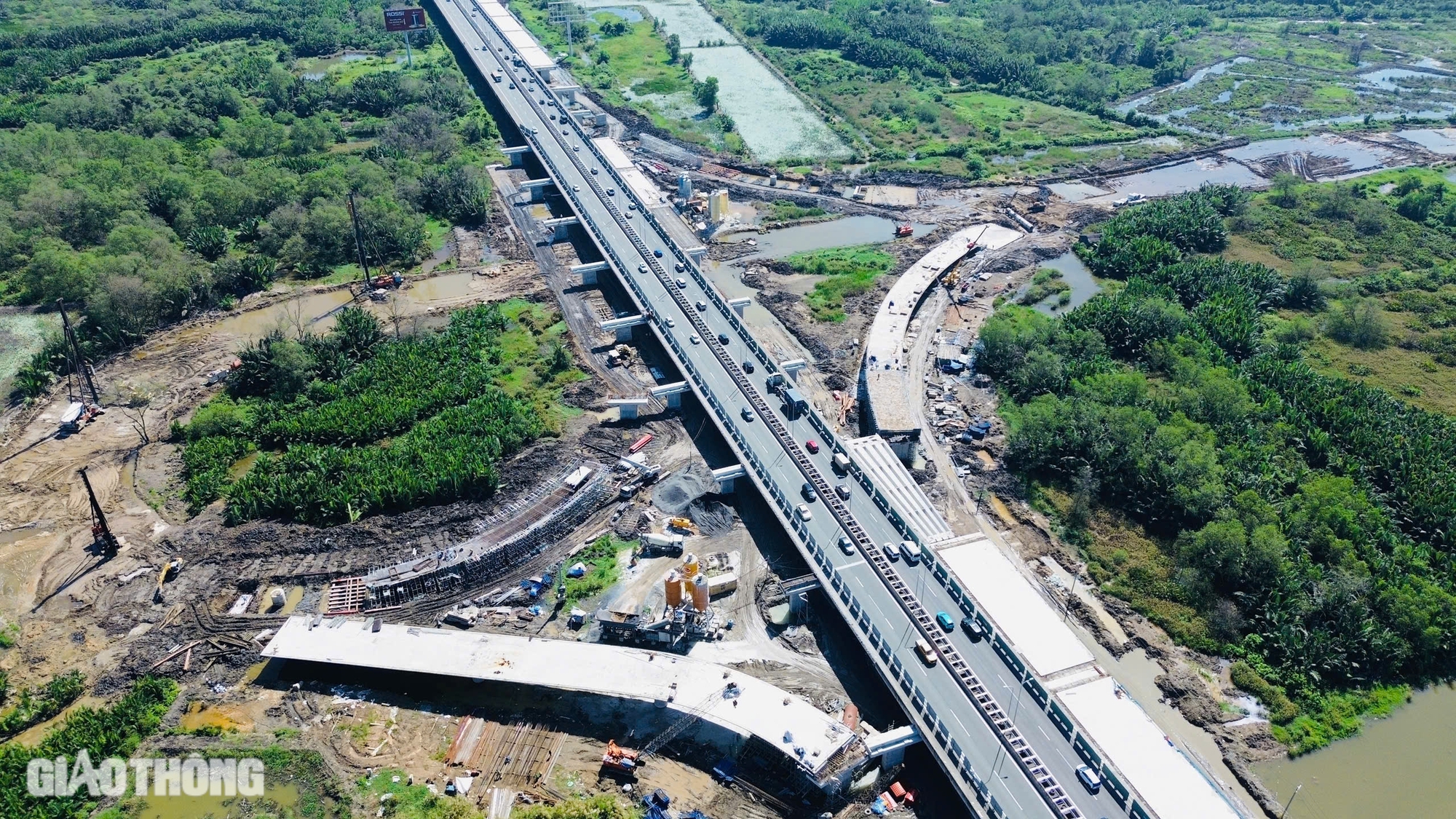 Xuy&ecirc;n lễ, xuy&ecirc;n Tết thi c&ocirc;ng V&agrave;nh đai 3 TP.HCM, th&ocirc;ng xe 15km cầu cạn năm 2025- Ảnh 4.