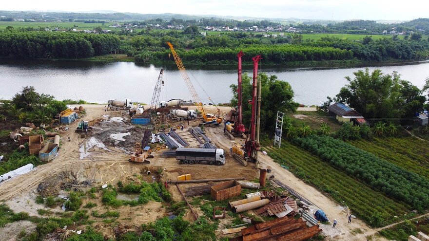 Quảng Ng&atilde;i tập trung th&aacute;o gỡ vướng mắc, đẩy mạnh giải ng&acirc;n vốn đầu tư c&ocirc;ng- Ảnh 1.