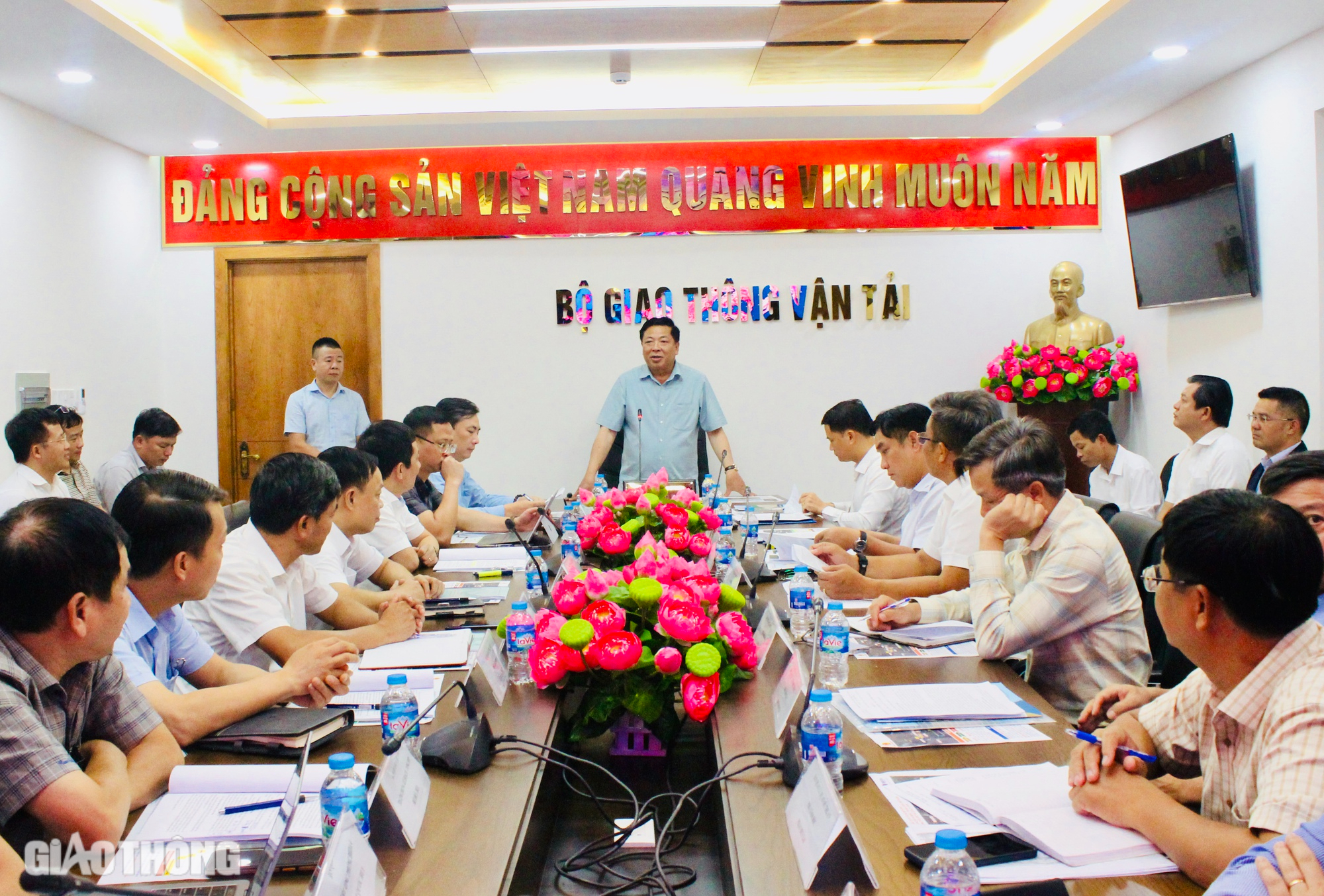Bộ trưởng Trần Hồng Minh: Tập trung nguồn lực, duy tr&igrave; tiến độ c&aacute;c dự &aacute;n cao tốc ph&iacute;a Nam- Ảnh 1.