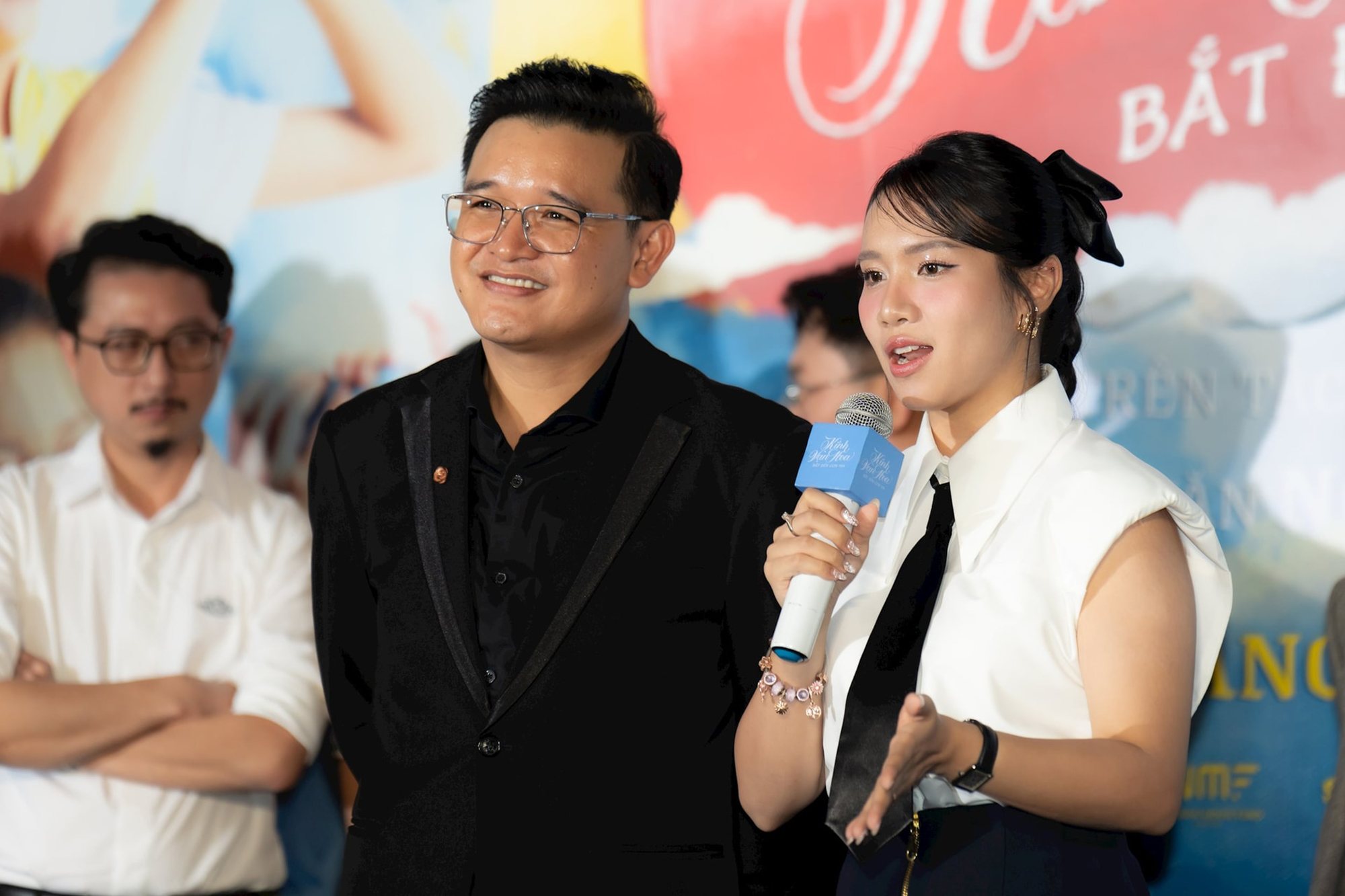 Đạo diễn Võ Thanh Hòa: Tôi làm “Kính vạn hoa” không vì tiền- Ảnh 1. Đạo diễn Võ Thanh Hòa: Tôi làm “Kính vạn hoa” không vì tiền- Ảnh 1.