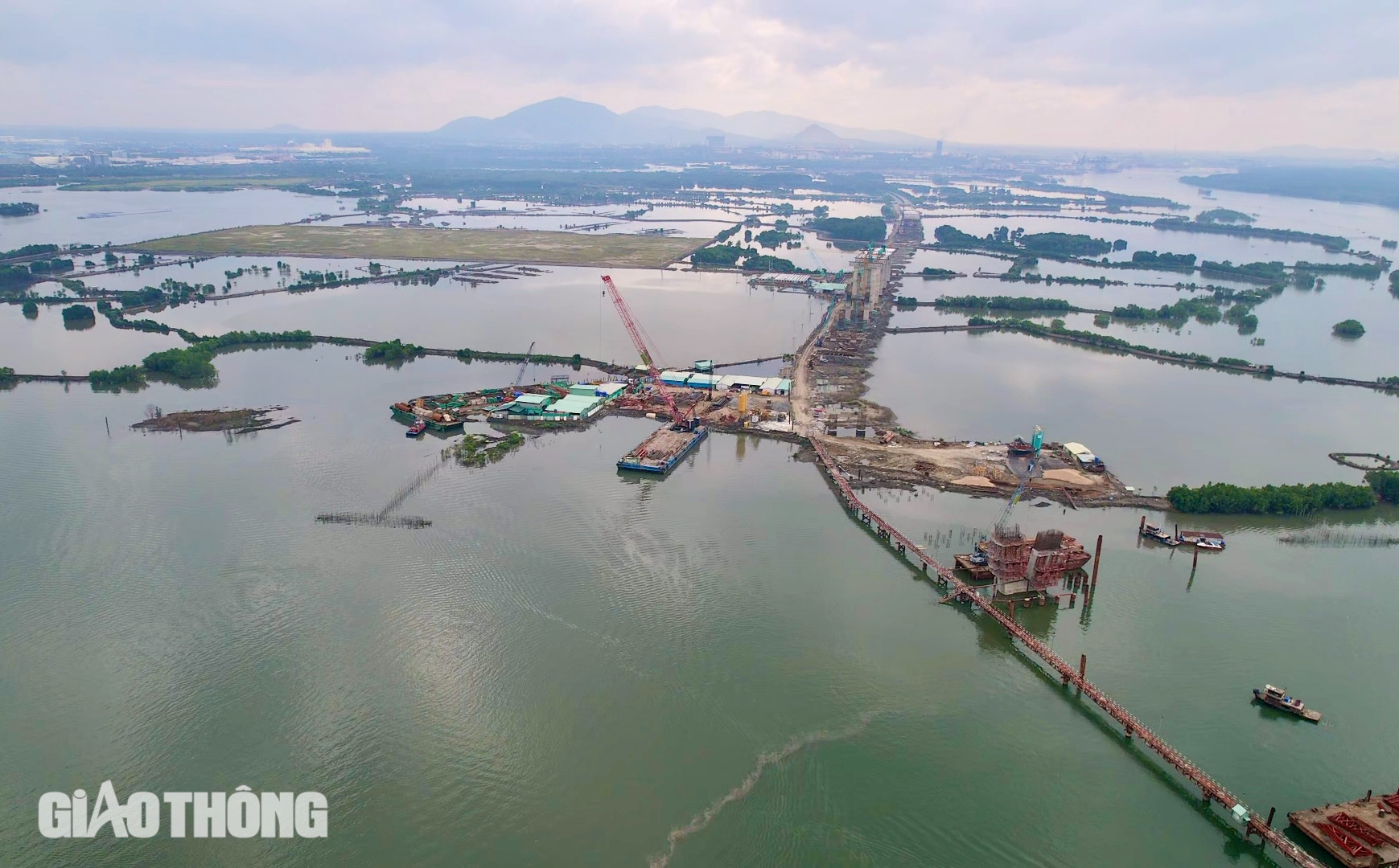 Hết vướng mặt bằng, tăng tốc thi c&ocirc;ng cầu Phước An- Ảnh 7.