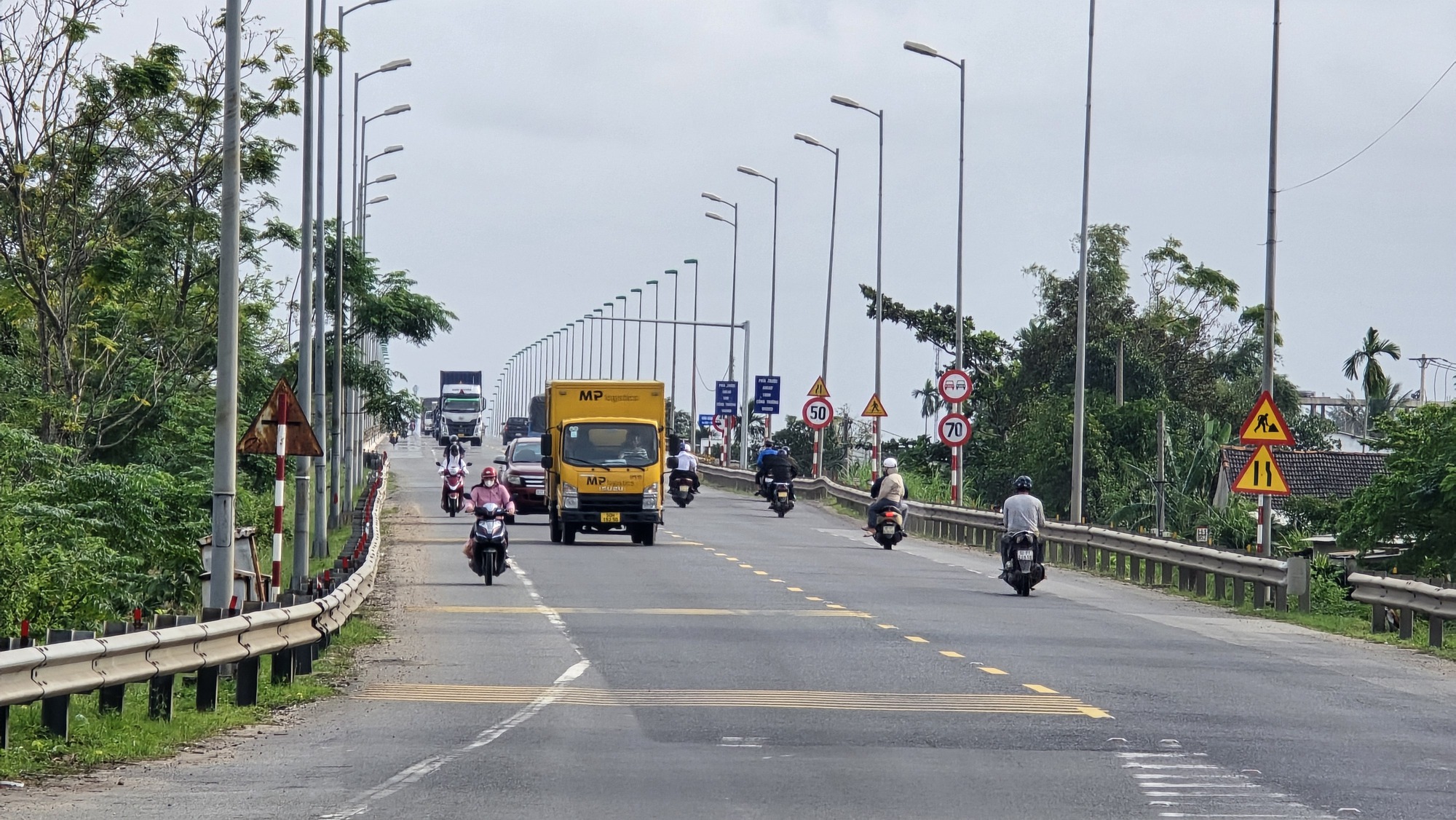 Th&ocirc;ng tuyến cầu C&acirc;u L&acirc;u mới tr&ecirc;n QL1A Quảng Nam- Ảnh 1.