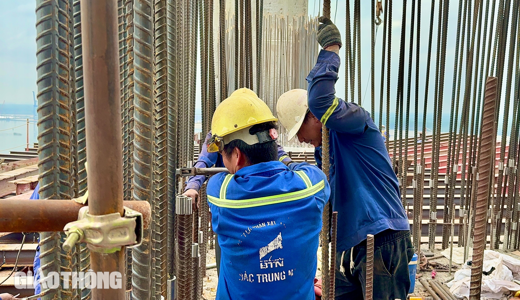 Hết vướng mặt bằng, tăng tốc thi c&ocirc;ng cầu Phước An- Ảnh 11.