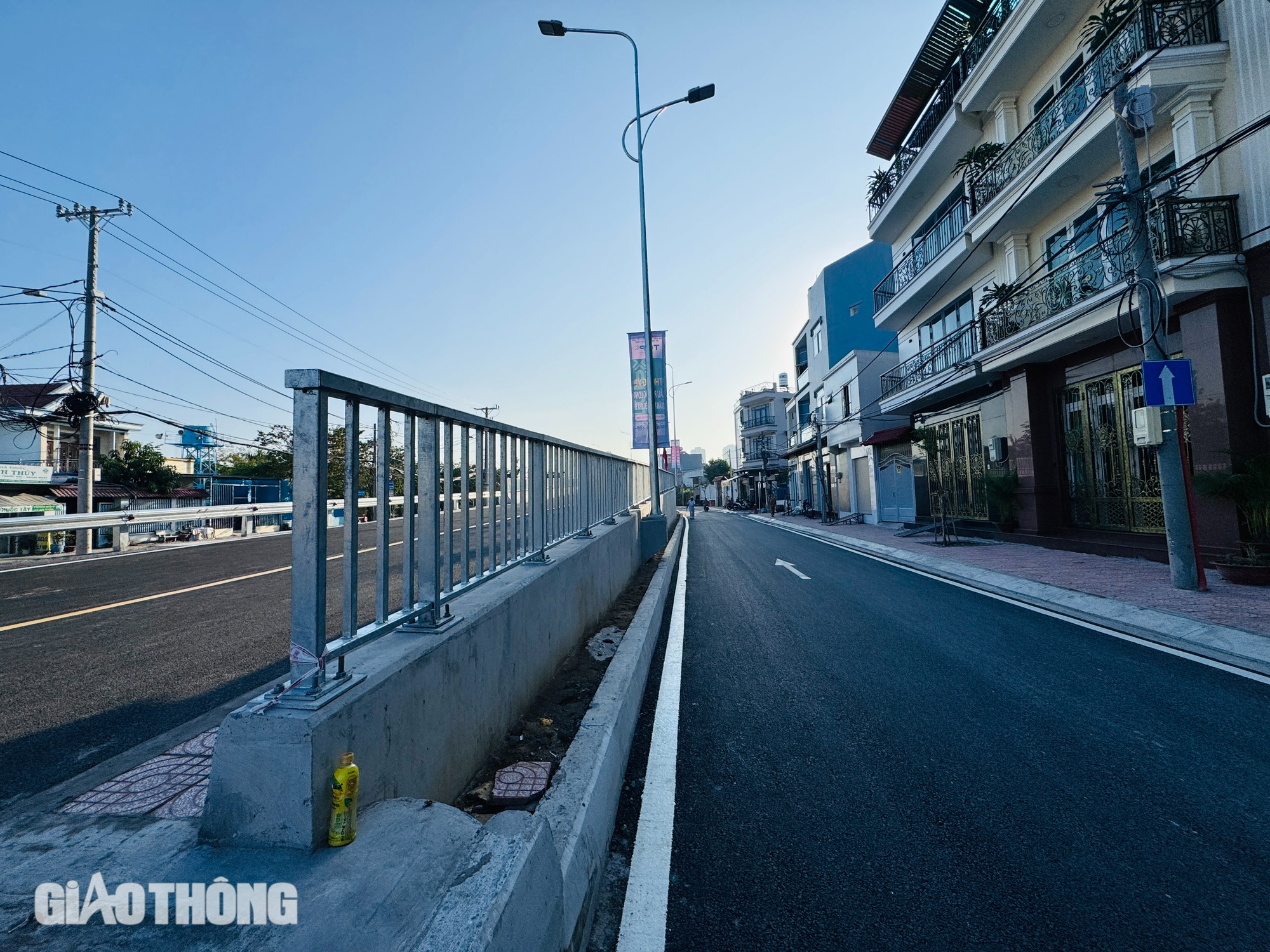 Thông xe cầu Phước Long, người dân khu nam TP.HCM bớt lo ùn tắc- Ảnh 9. Thông xe cầu Phước Long, người dân khu nam TP.HCM bớt lo ùn tắc- Ảnh 9.