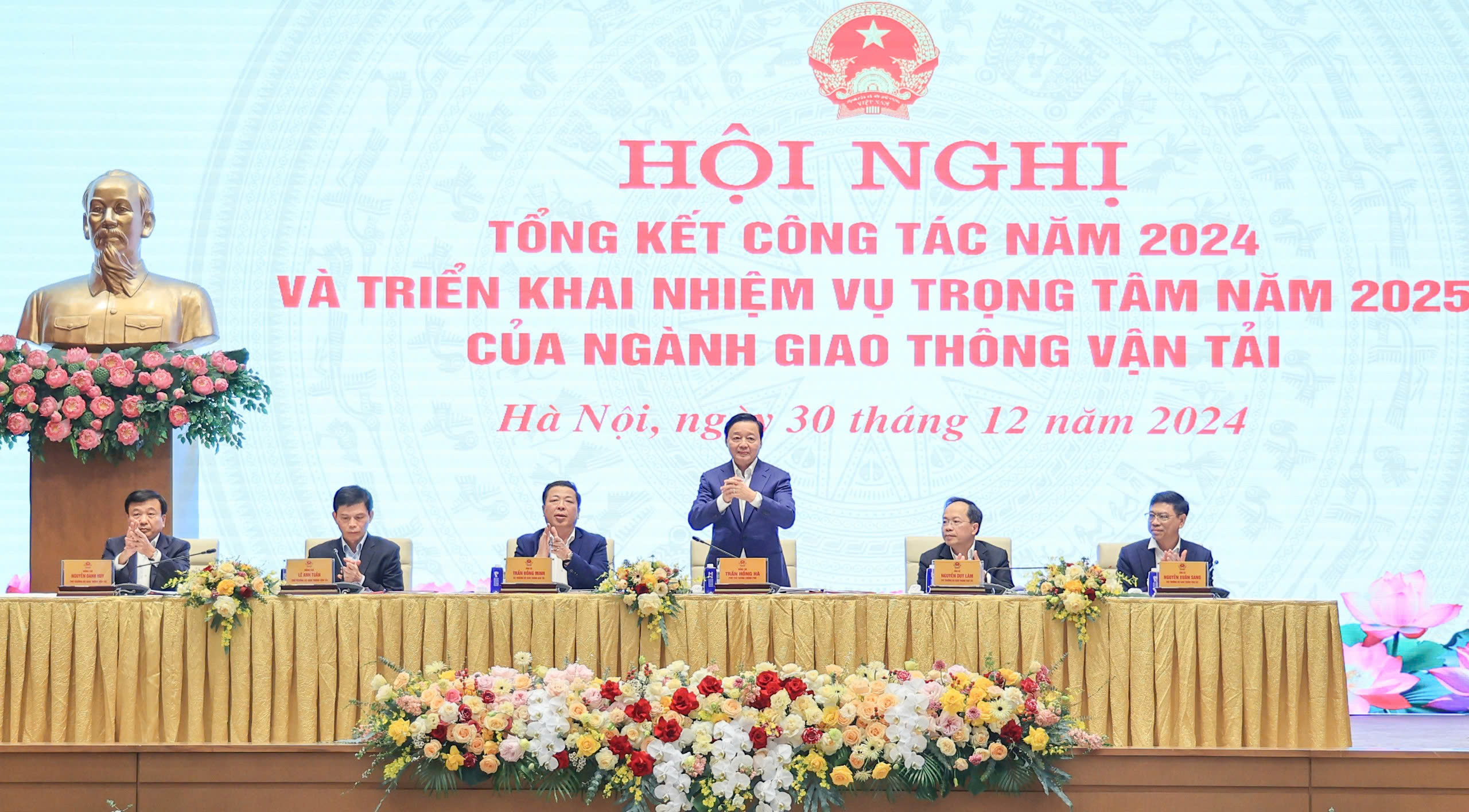 Ph&oacute; Thủ tướng: Đất nước bước v&agrave;o kỷ nguy&ecirc;n mới, ng&agrave;nh GTVT bước v&agrave;o thời kỳ mới- Ảnh 1.