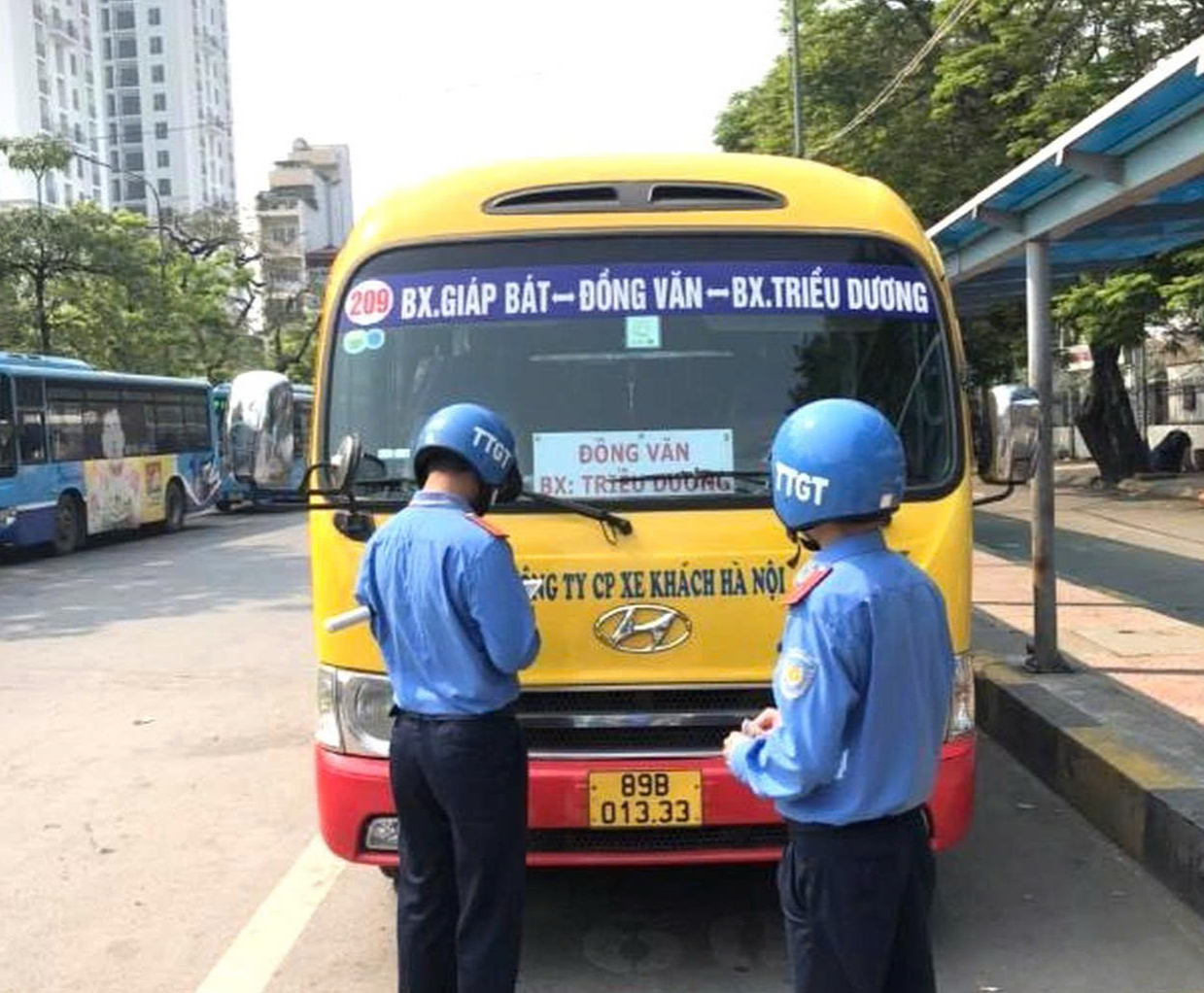 H&agrave; Nội tăng cường kiểm tra, xử l&yacute; vi phạm trong kinh doanh vận tải dịp Tết- Ảnh 1.