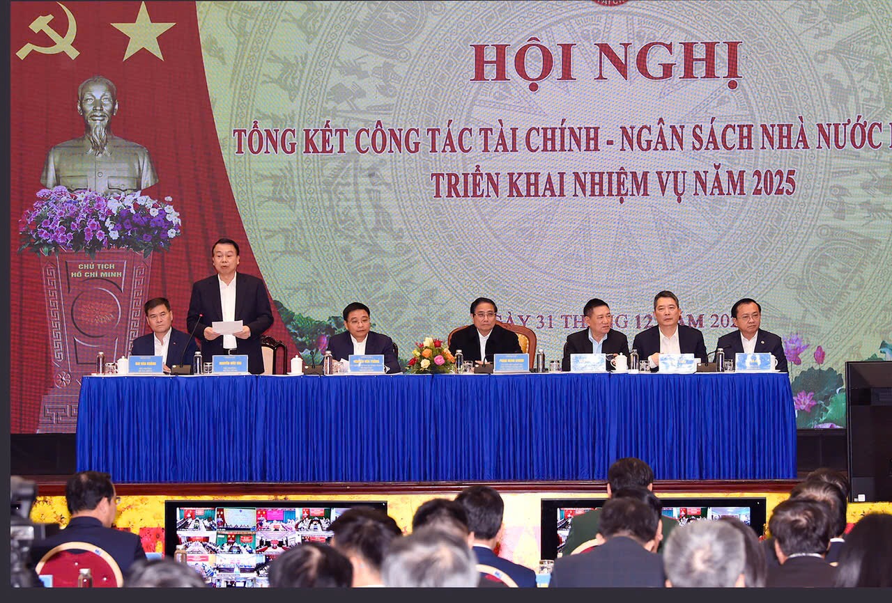 Thủ tướng: Cắt giảm chi chưa cần thiết, phấn đấu tiết kiệm 10% chi thường xuy&ecirc;n- Ảnh 2.